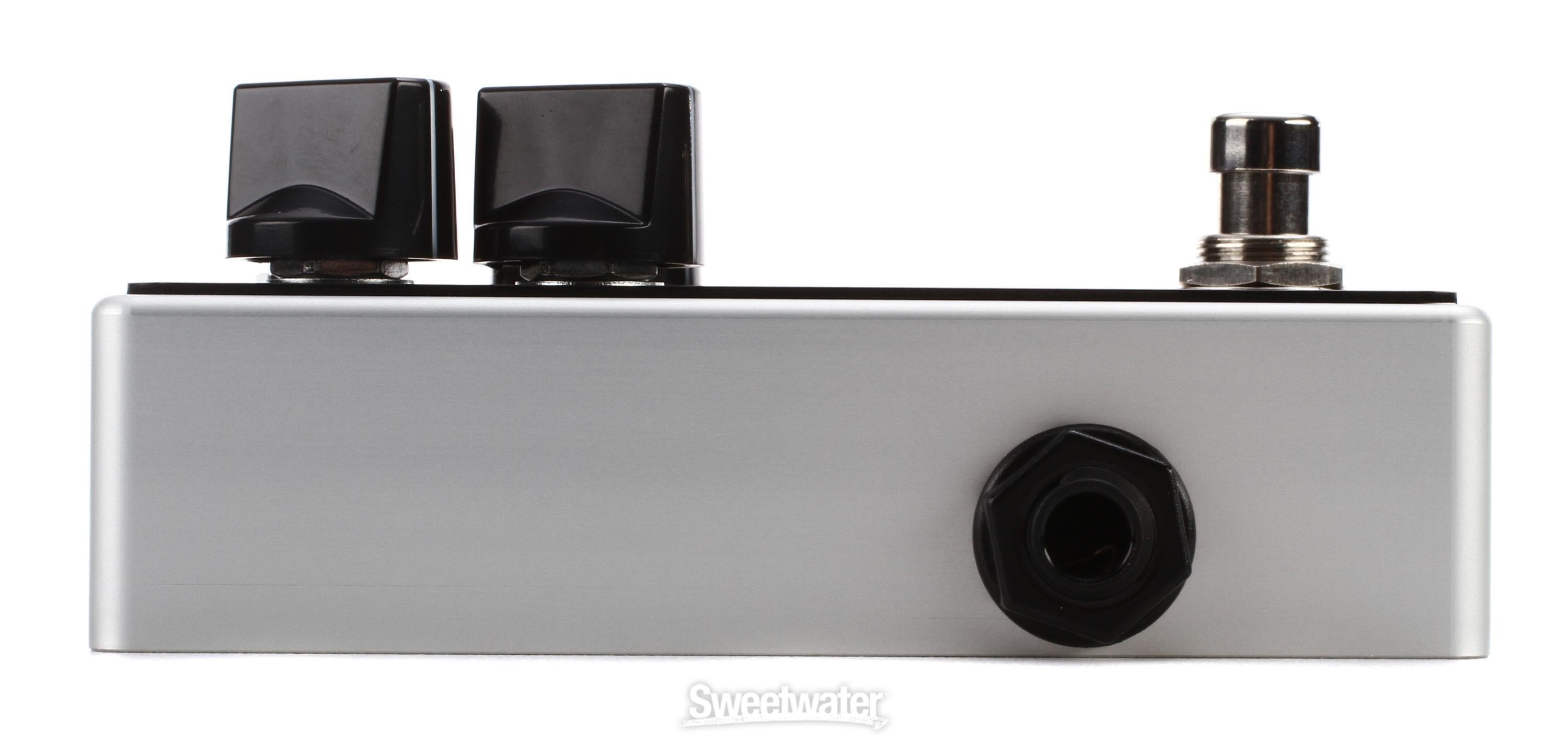 Darkglass Microtubes B3K Bass Preamp Pedal Reviews | Sweetwater