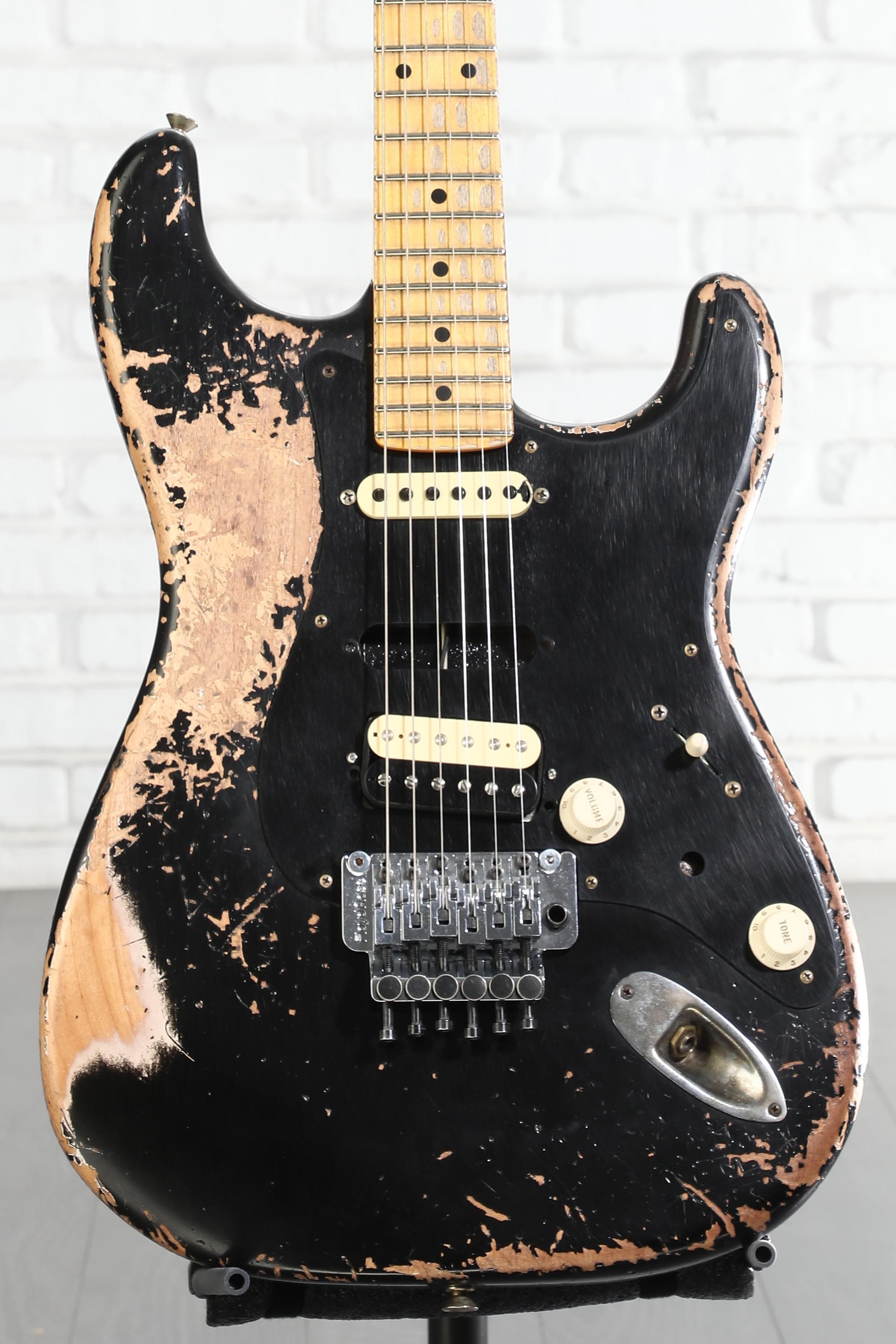 Fender Custom Shop '57 Stratocaster Ultimate Relic Masterbuilt by