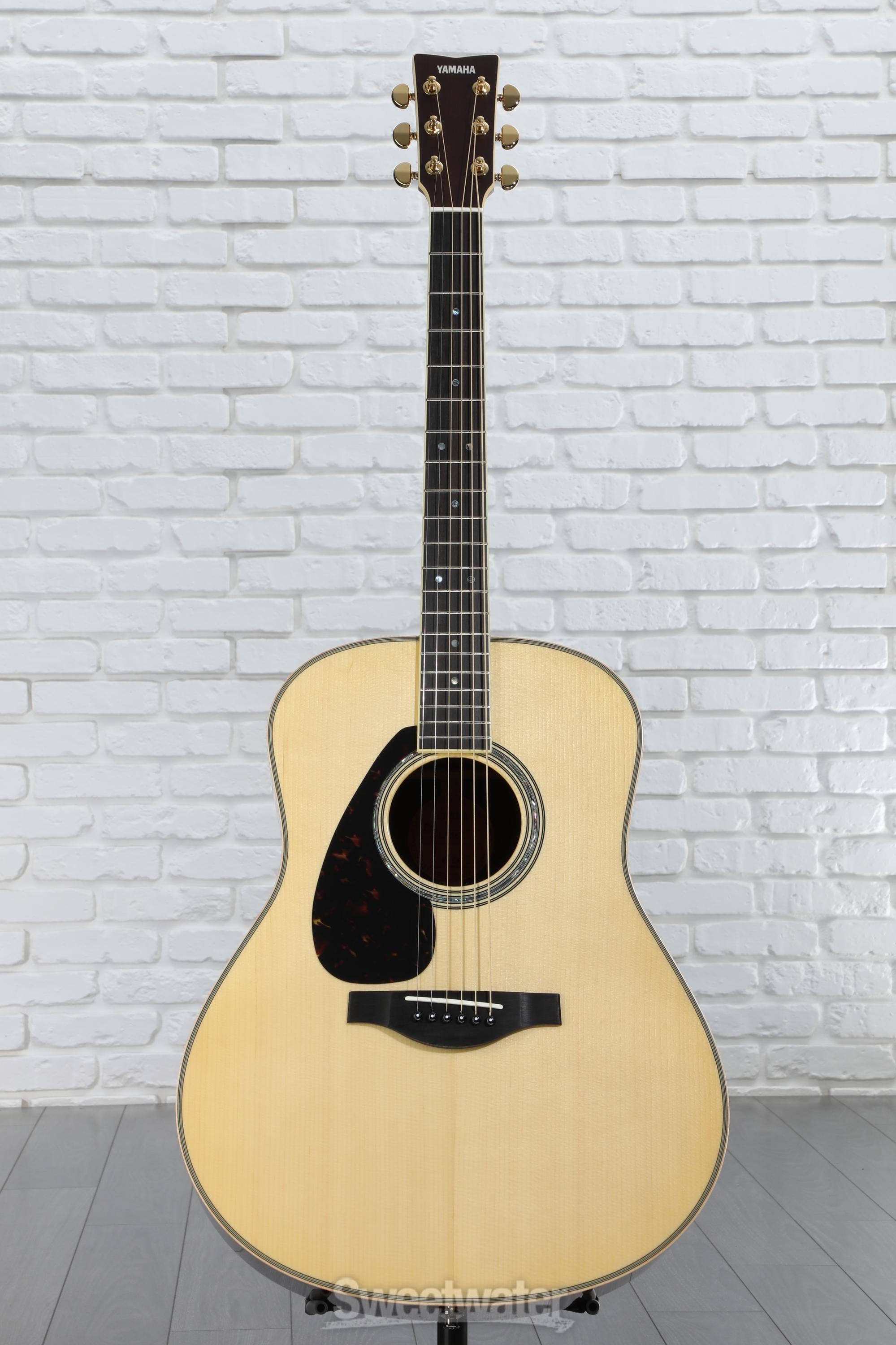 Yamaha LL16L ARE Left-handed Original Jumbo Acoustic