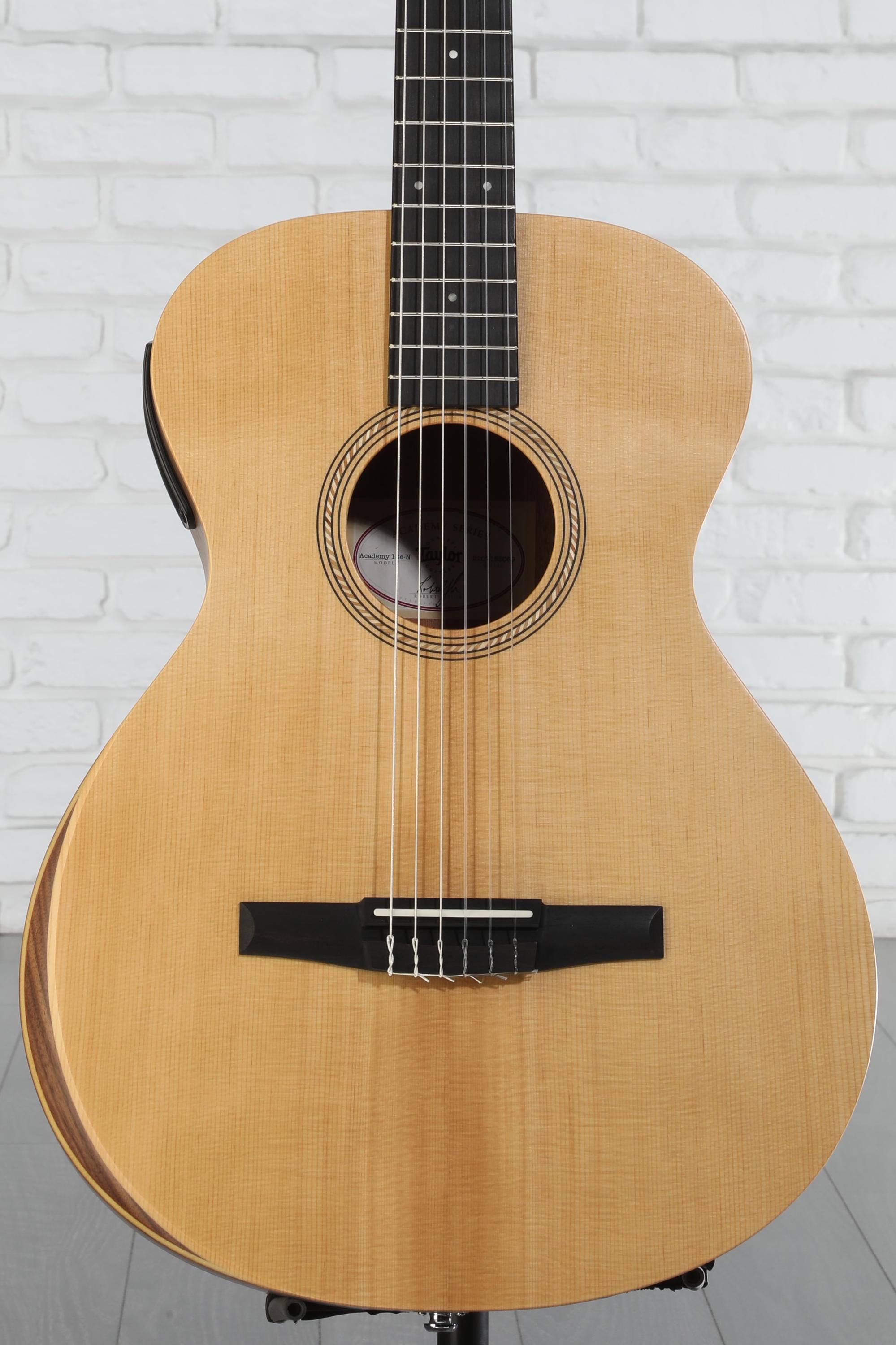Taylor Academy 12e-N Nylon-string Acoustic-electric Guitar