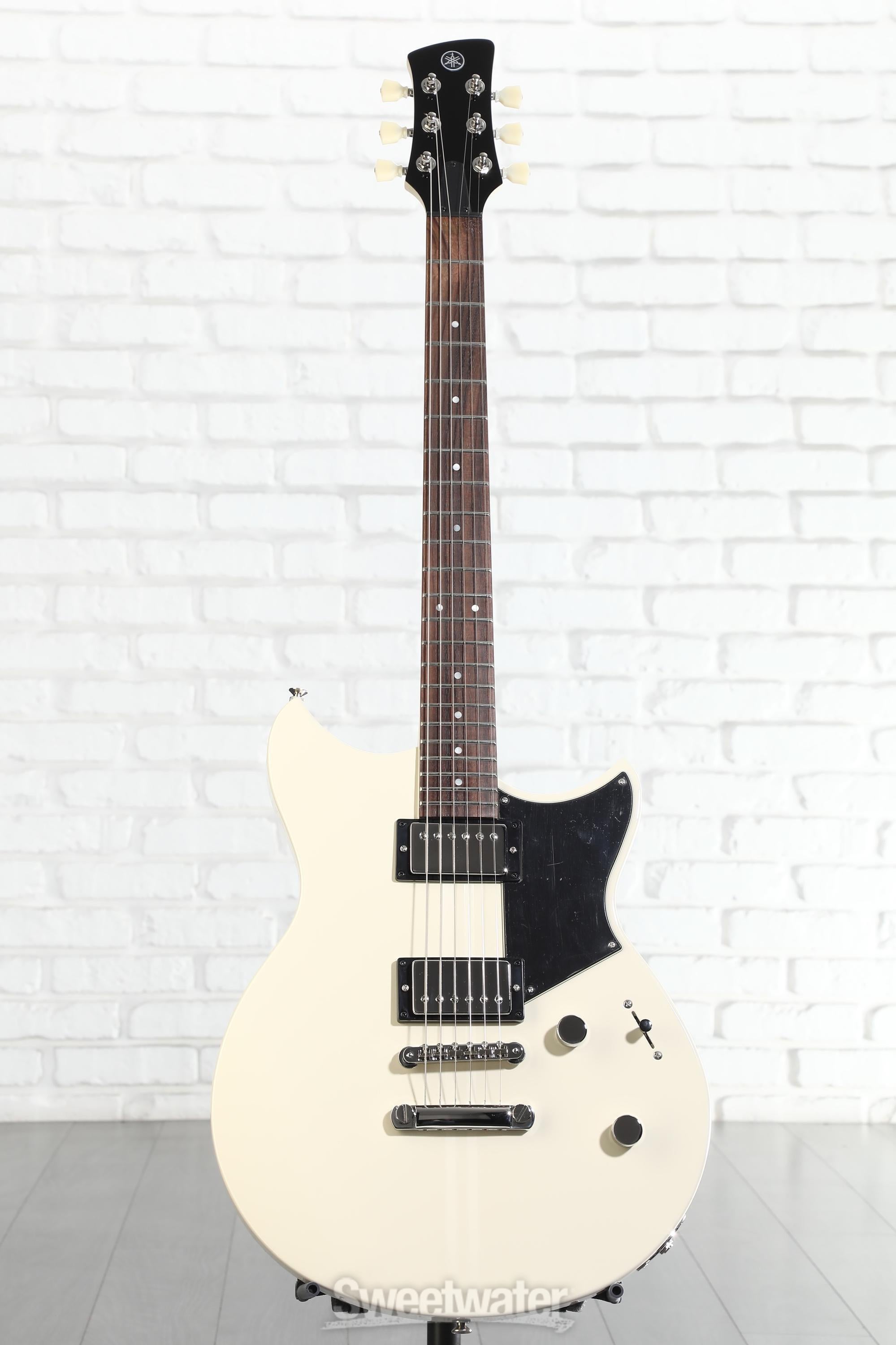 Yamaha Revstar Element RSE20 Electric Guitar - Vintage White