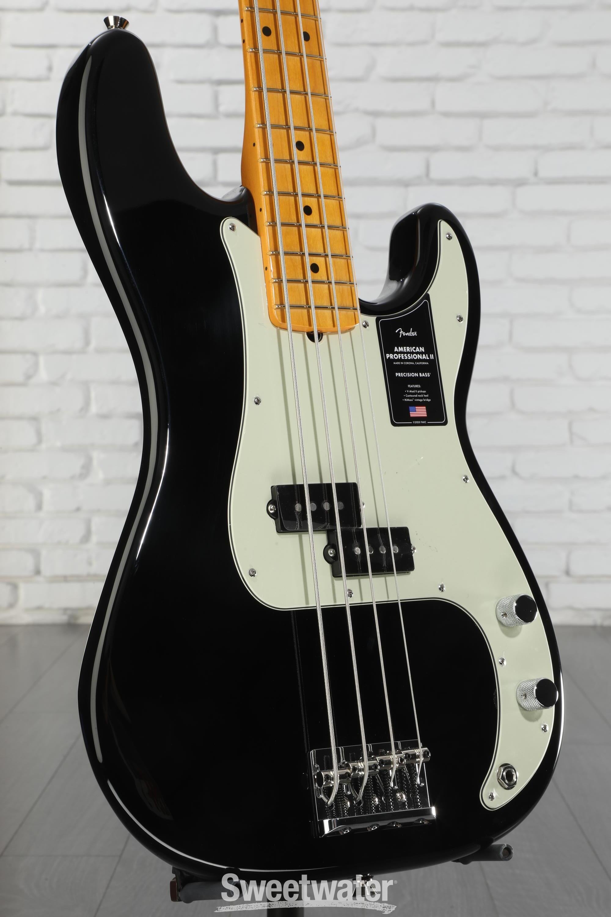 Fender American Professional II Precision Bass - Black with Maple