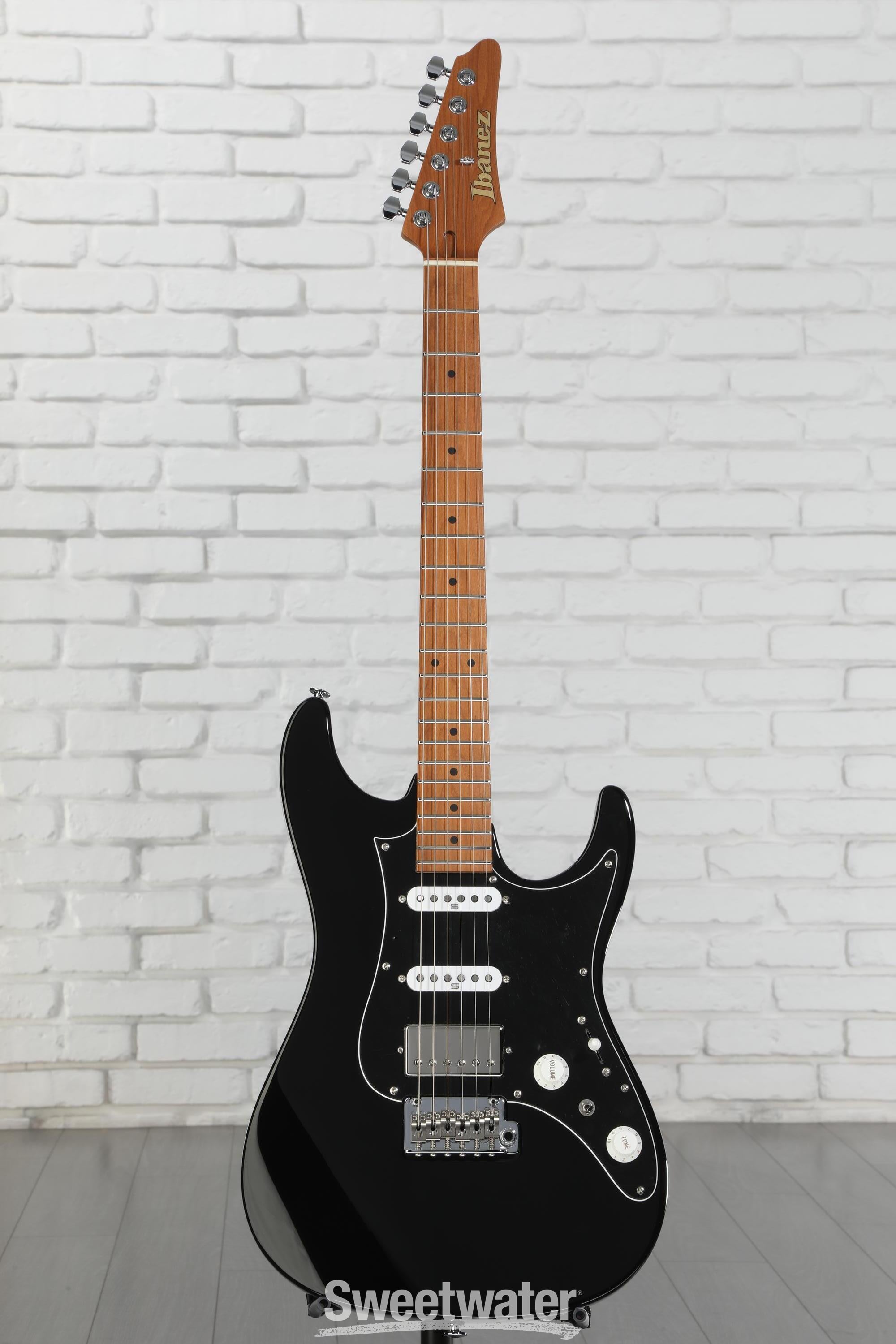 ギター Ibanez Prestige AZ2204B Ibanez Prestige AZ2204B Electric Guitar - Black | Sweetwater