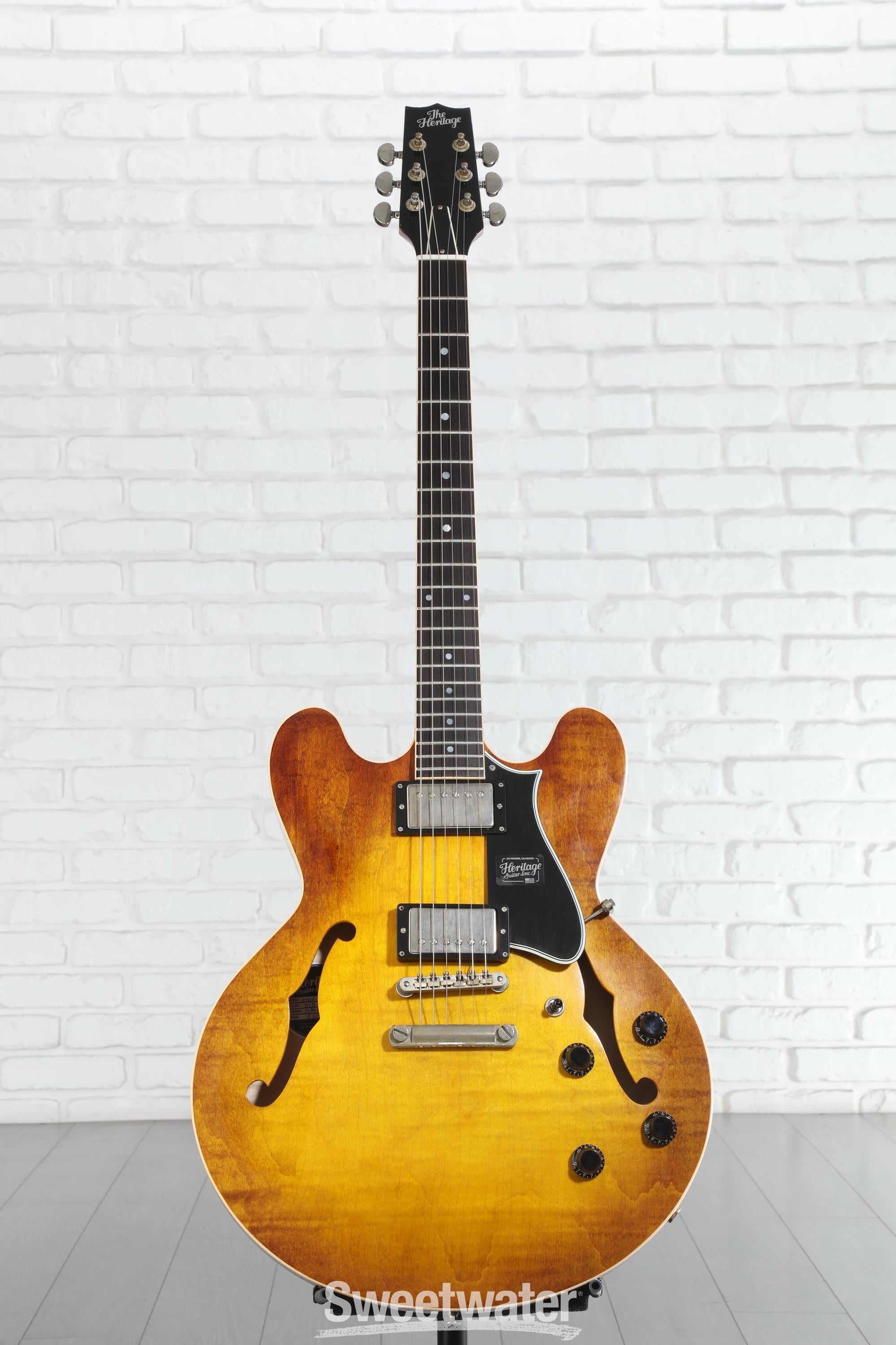 AH.H 『Style of Authenticity』 Vol.1~Vol.5 AH.H Style of Authenticity Vol.1~Vol.5