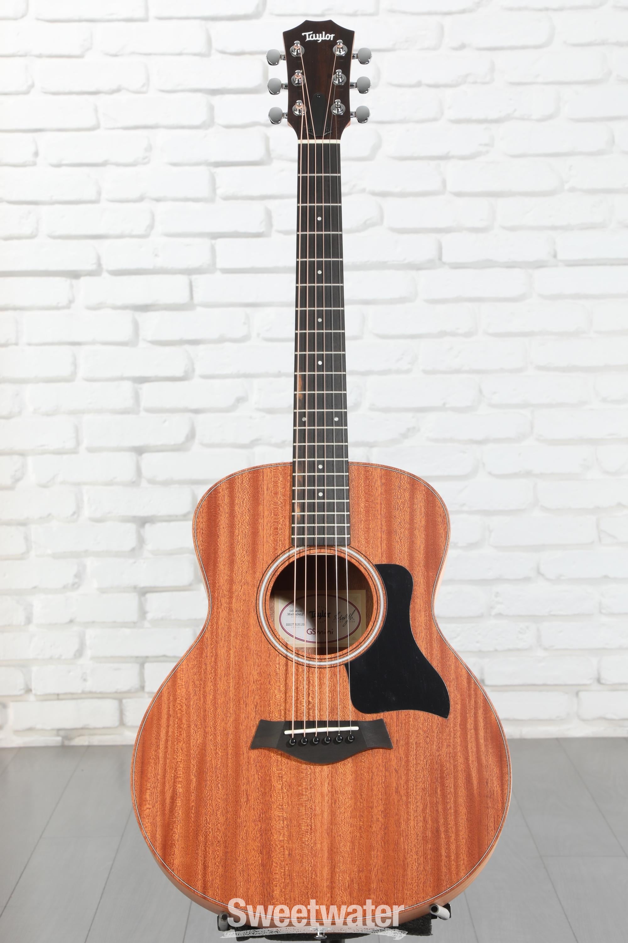 ギター Taylor GSmini mahogany Taylor GS Mini Mahogany Acoustic Guitar - Natural | Sweetwater