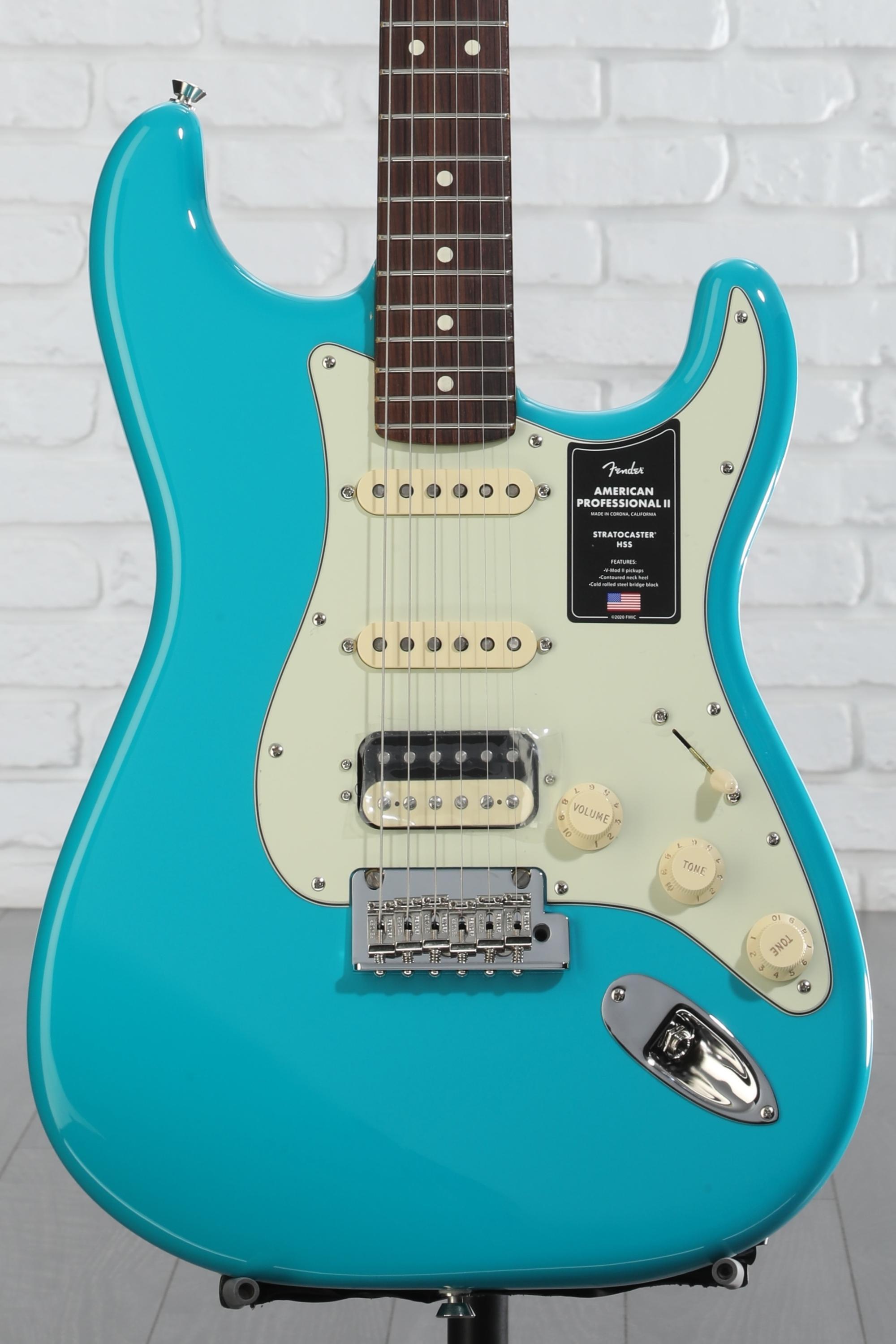 Fender American Professional II Stratocaster HSS - Miami Blue with