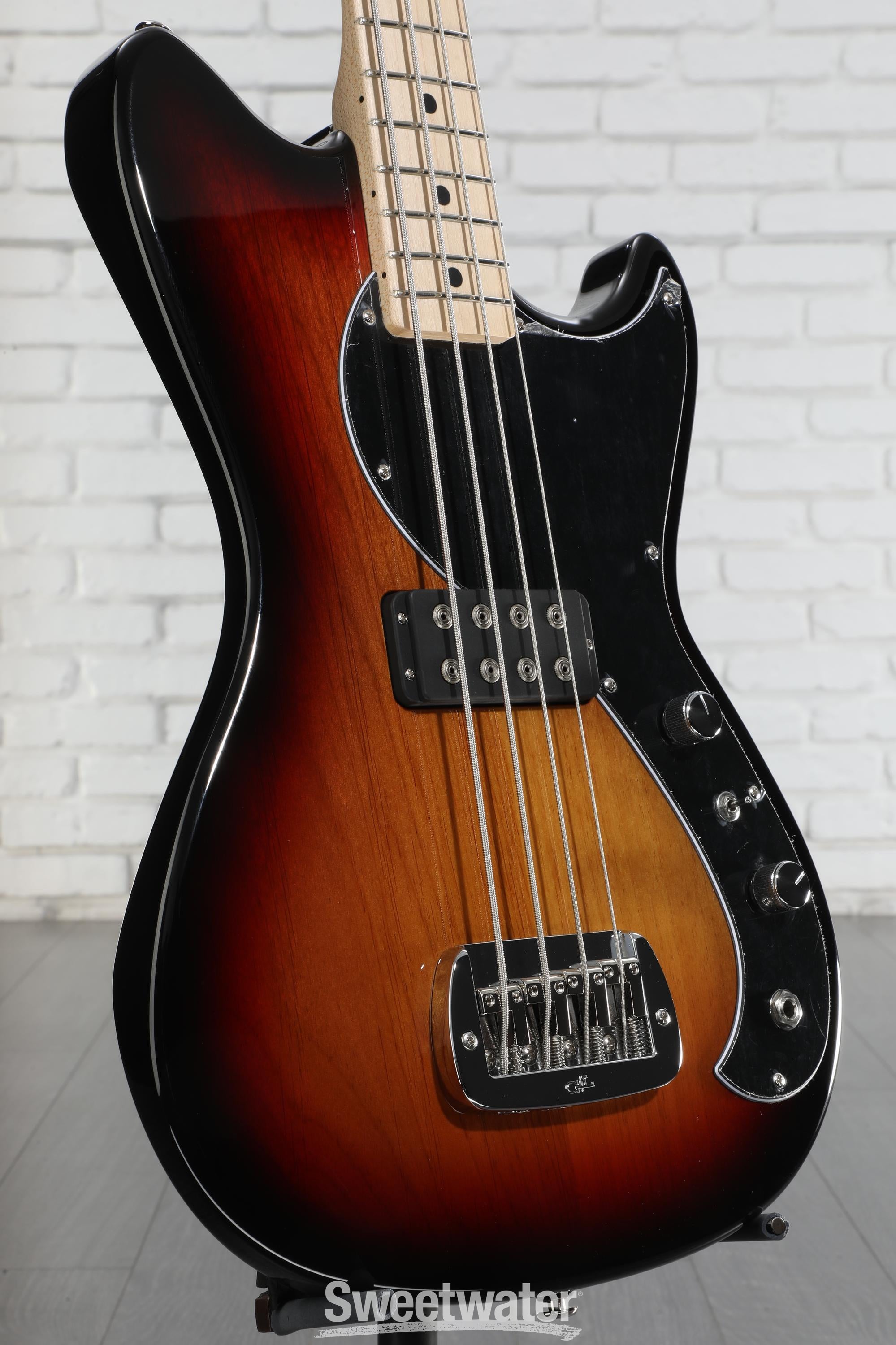 G&L Fullerton Deluxe Fallout Short Scale Bass - 3-tone