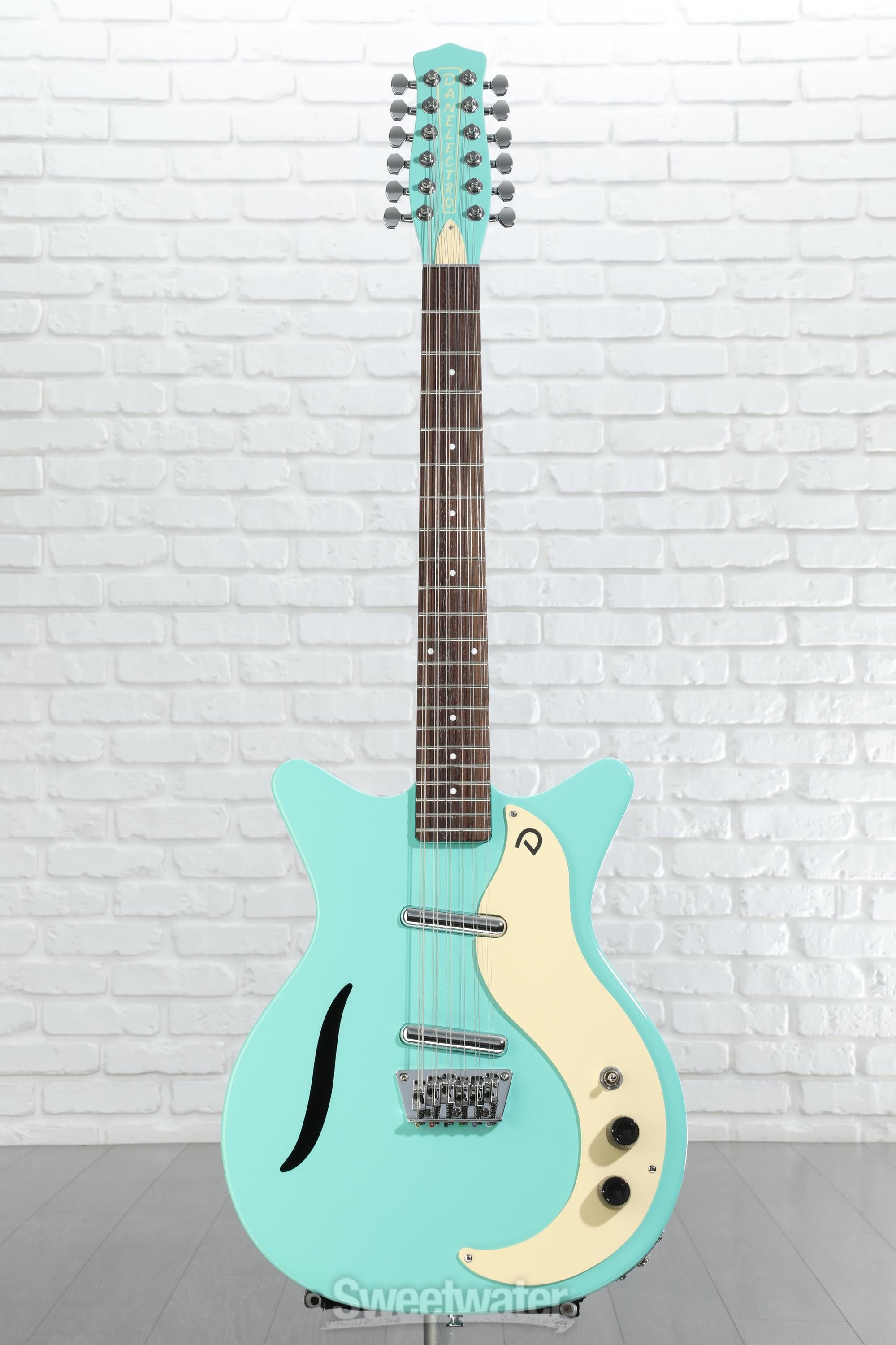 Amazon.com: Danelectro Stock '59 Electric Guitar - Aqua