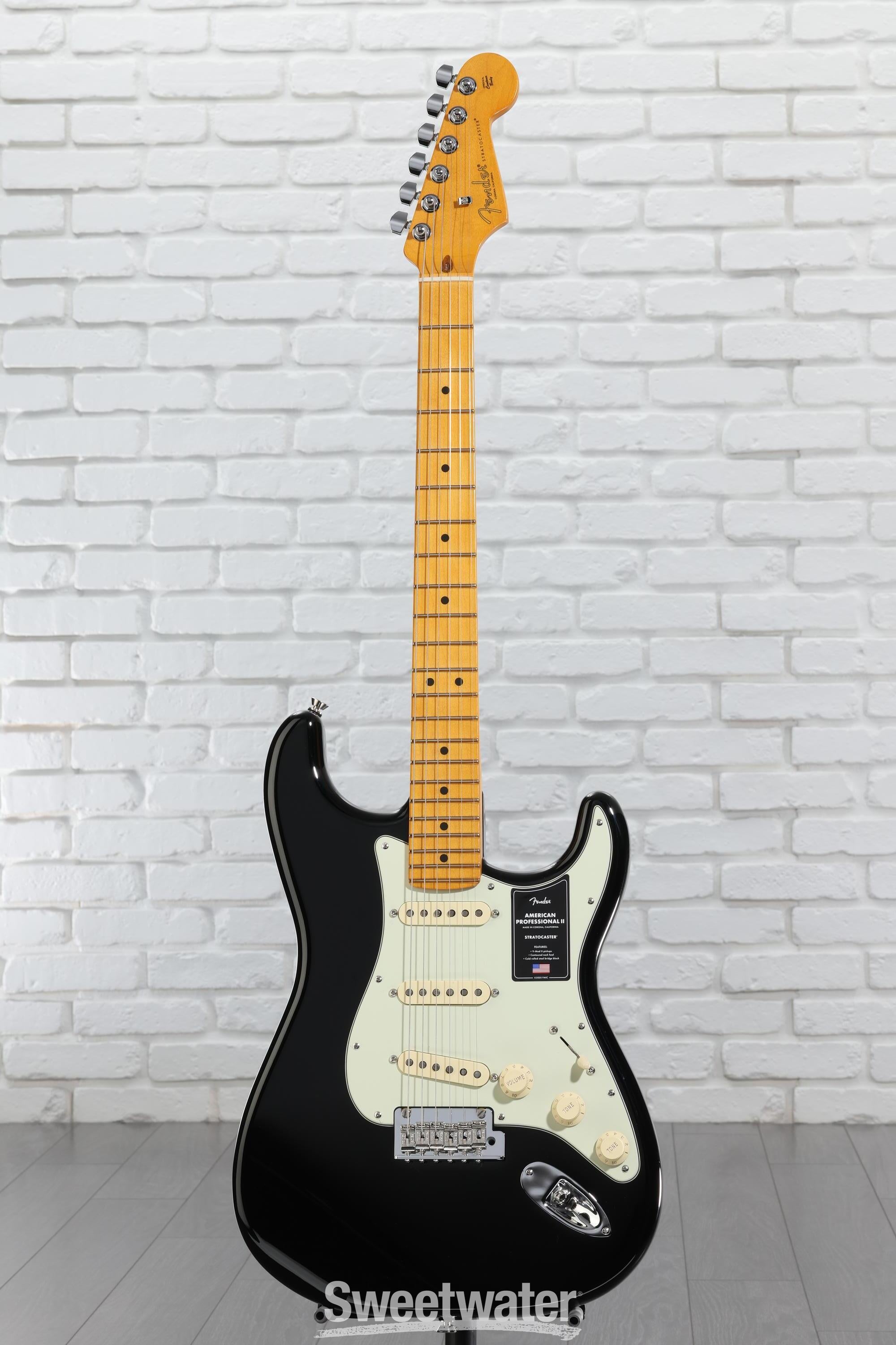 Fender American Professional II Stratocaster - Black with Maple