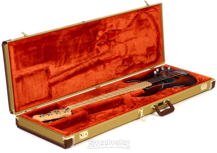 Fender Pro Series Case for Precision and Jazz Basses Tweed