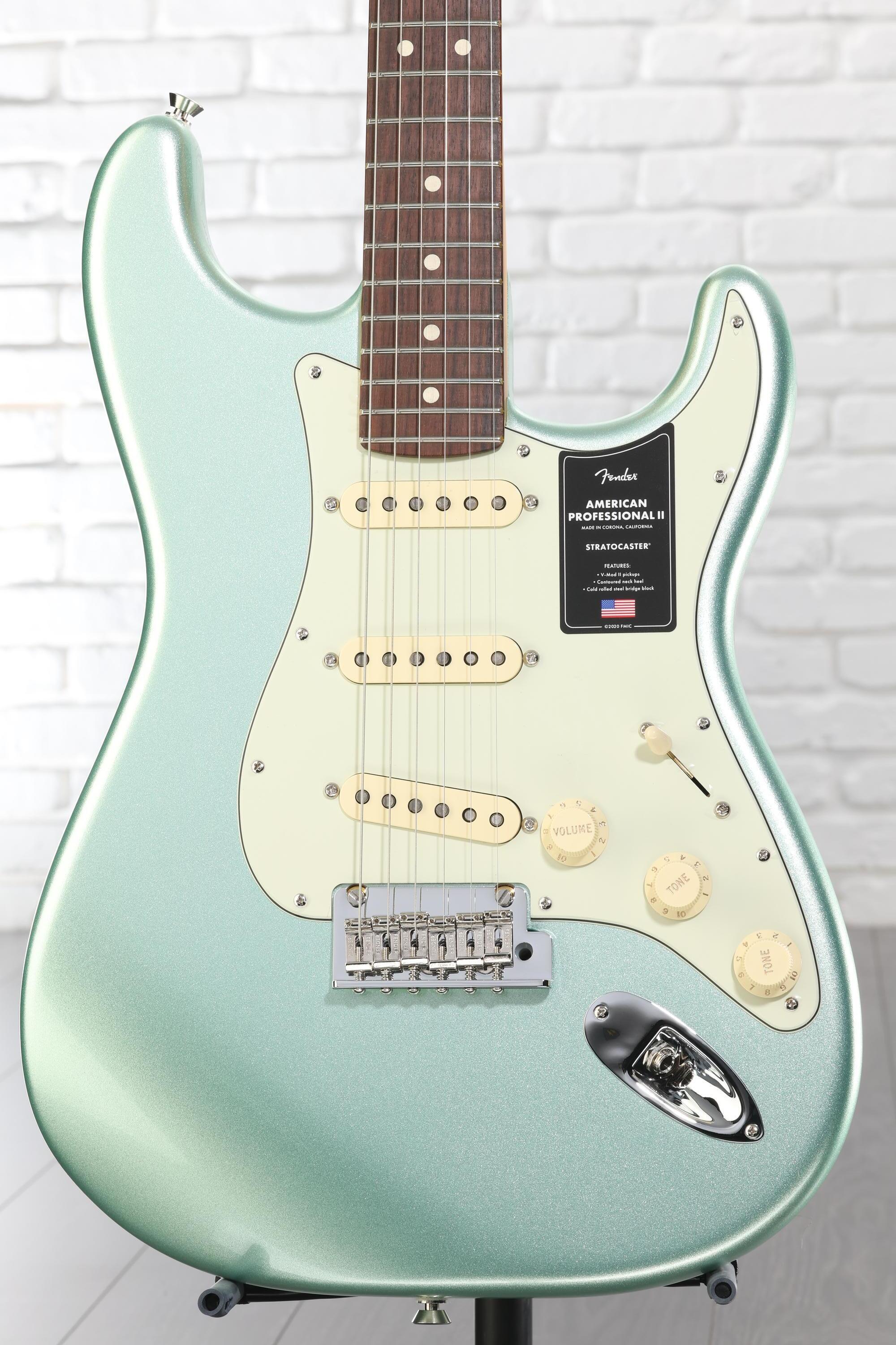 Fender American Professional II Stratocaster - Mystic Surf Green