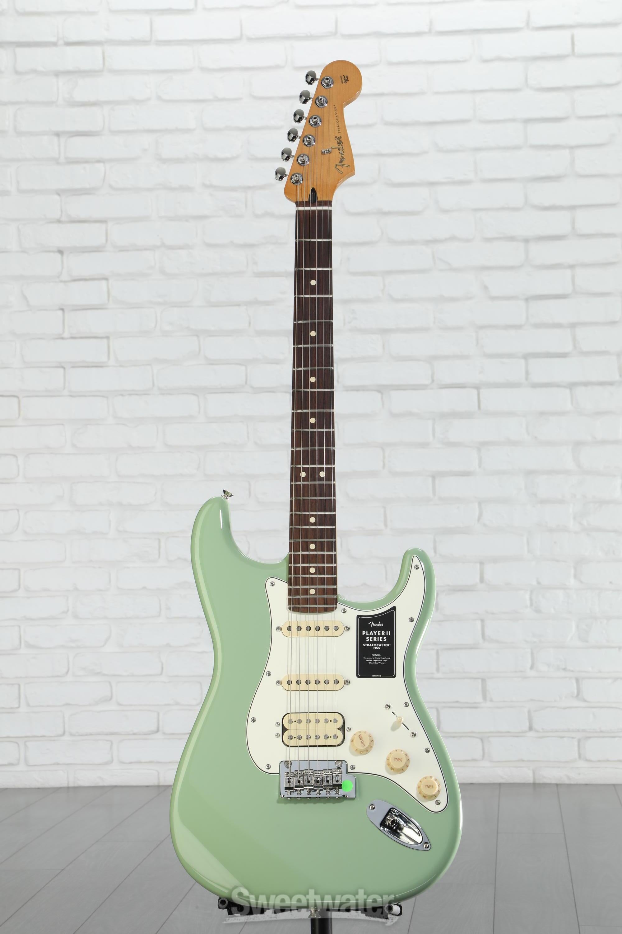 Fender Stratocaster Player II 軽量　HSS Fender Player II Stratocaster HSS Electric Guitar - Transparent