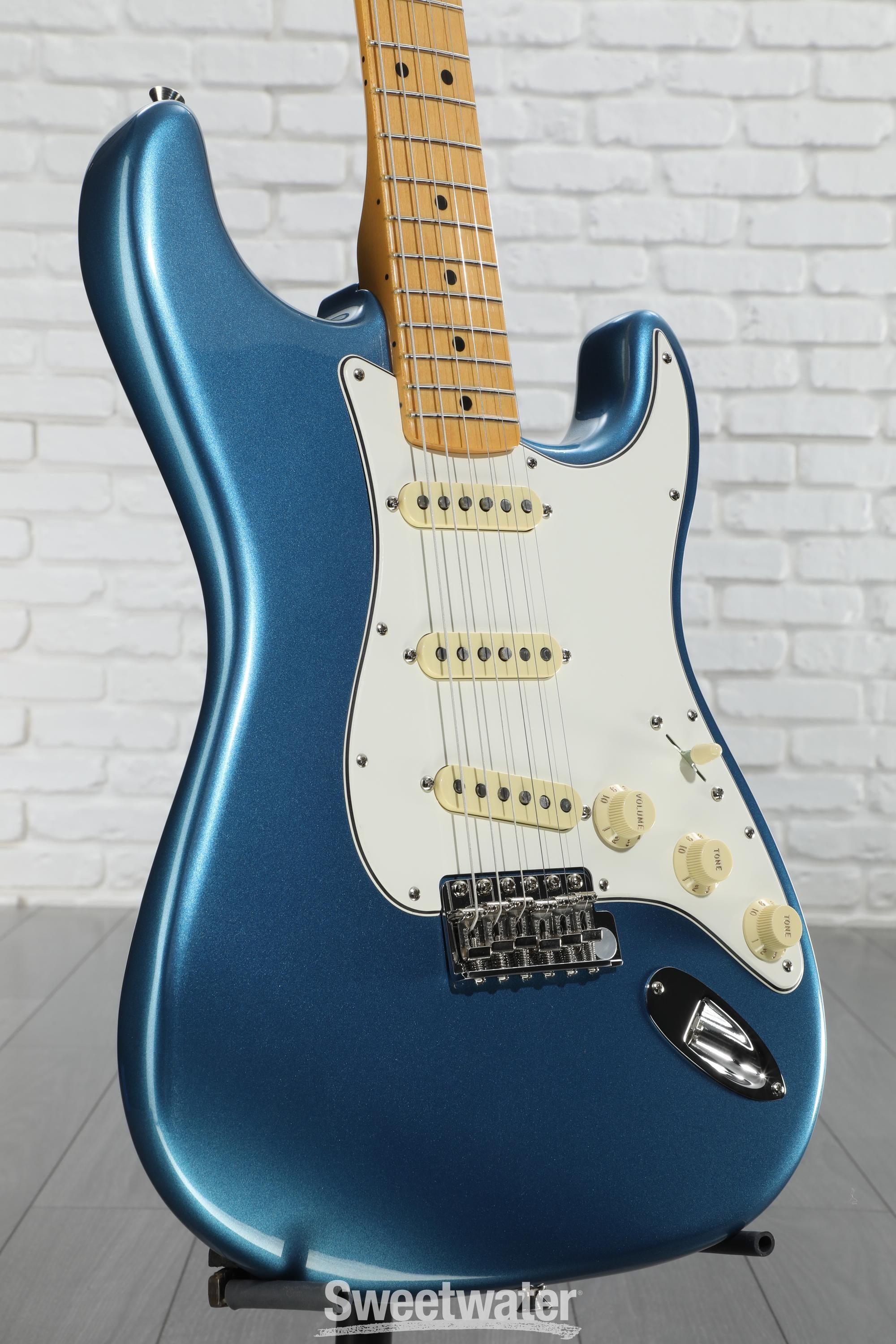 Fender Stratocaster ブルー Fender American Vintage II 1973 Stratocaster - Lake Placid