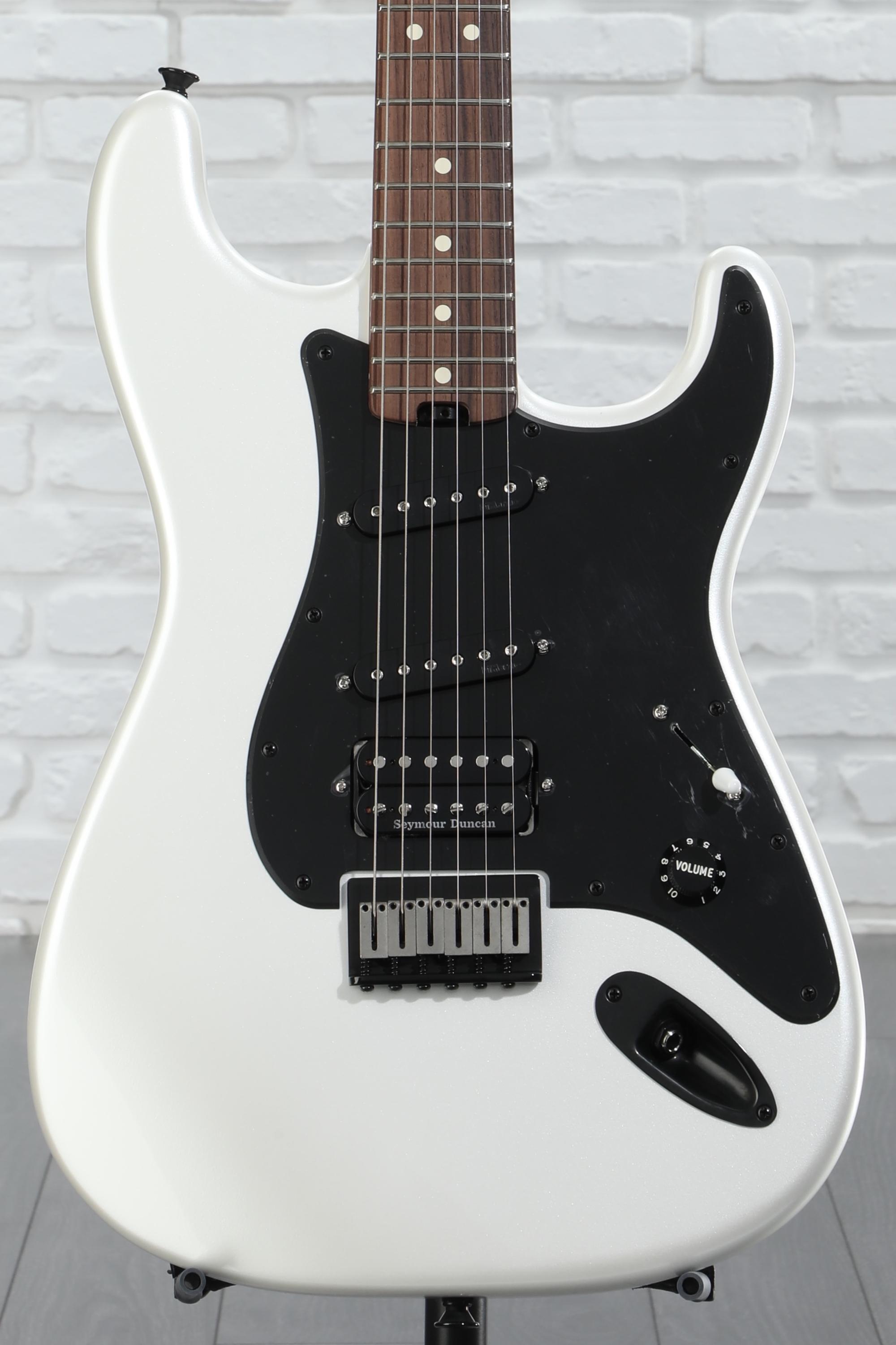 Charvel Jake E. Lee Signature Pro-Mod So-Cal Style 1