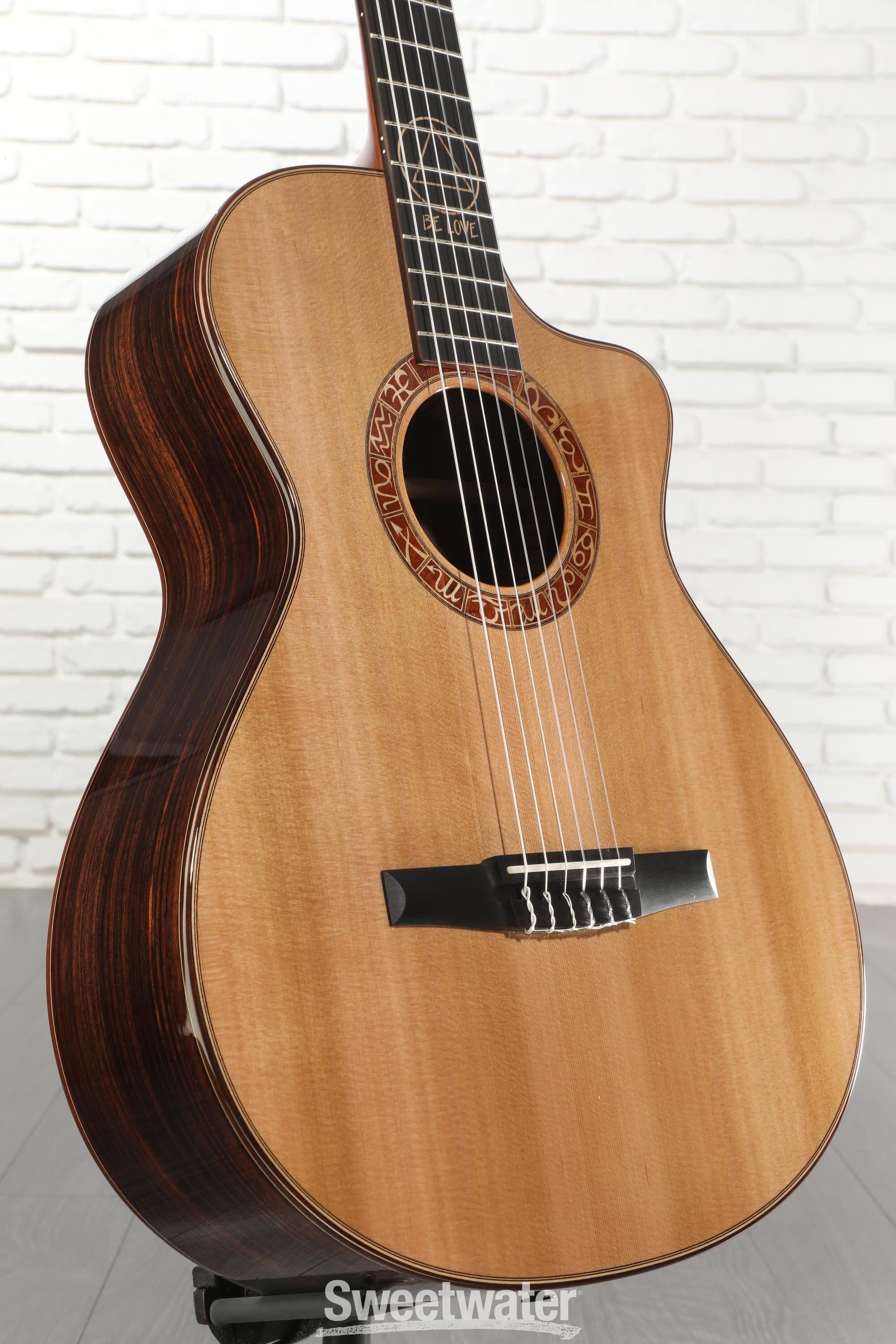 Photo of Taylor Jason Mraz Signature - Natural Red Cedar
