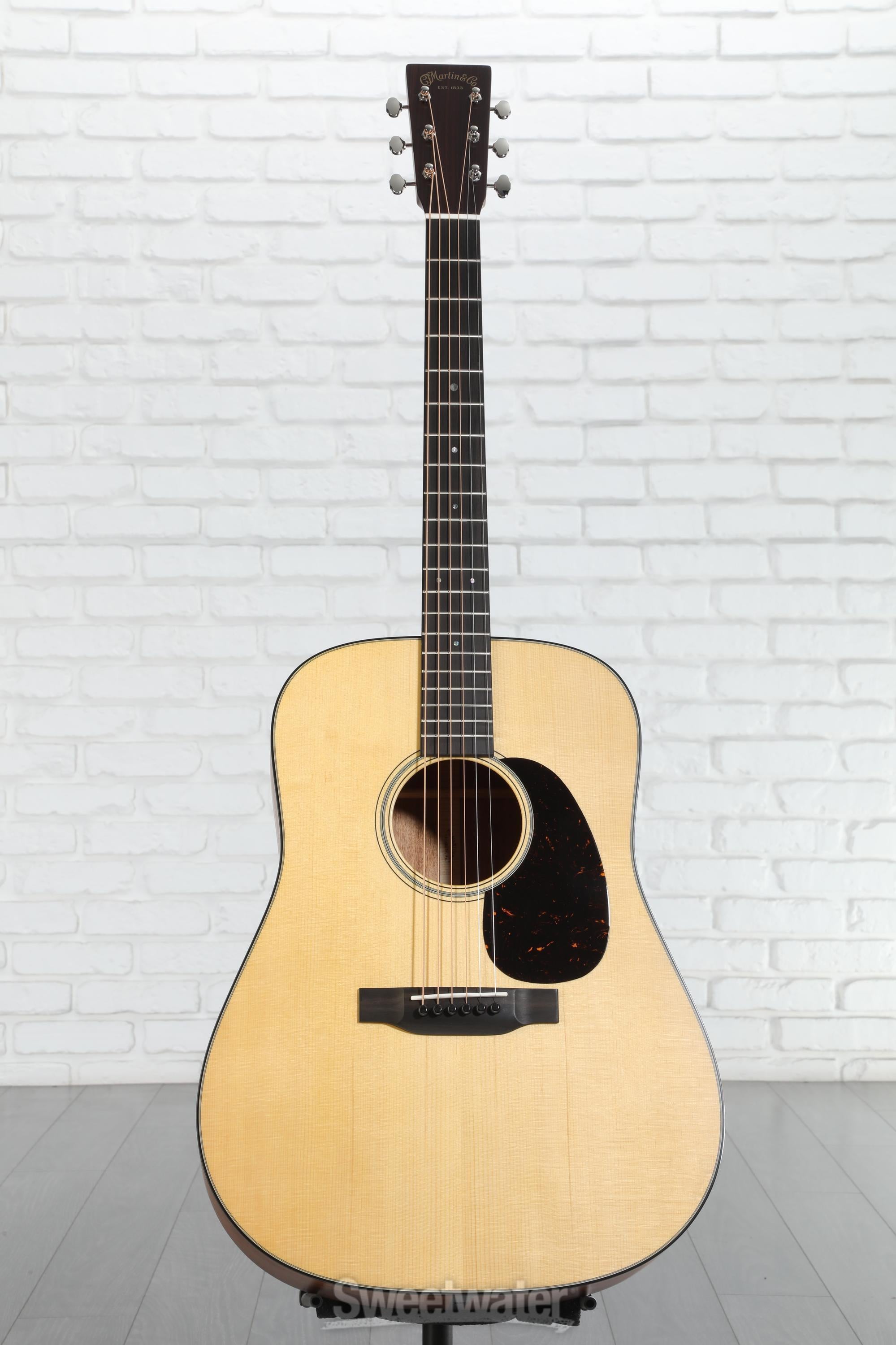 美品　Martin D-18V Martin D-18 LEFTY - New For 2025 – Music Villa MT