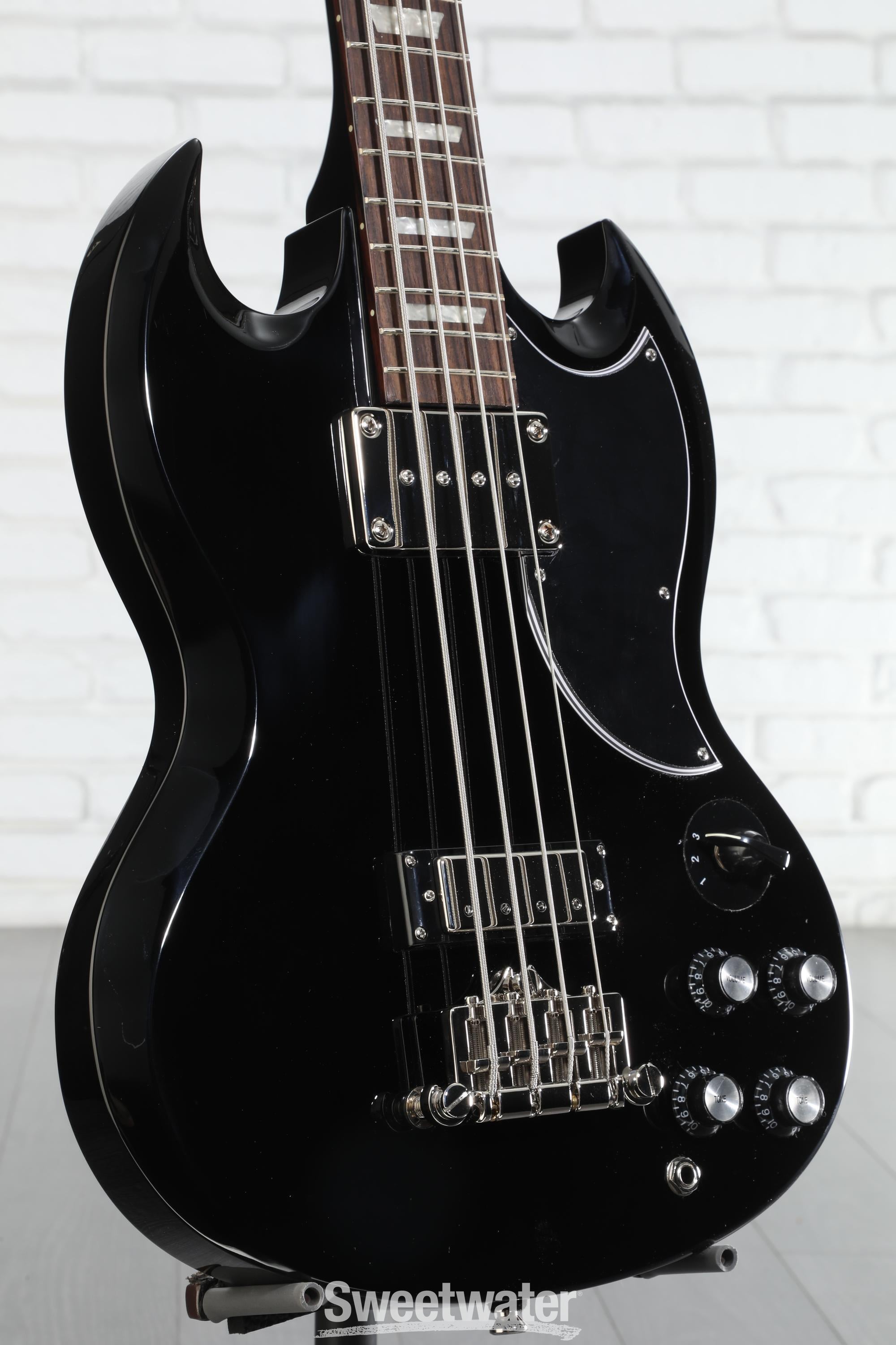 Epiphone EB-3 Bass Guitar - Ebony Reviews | Sweetwater
