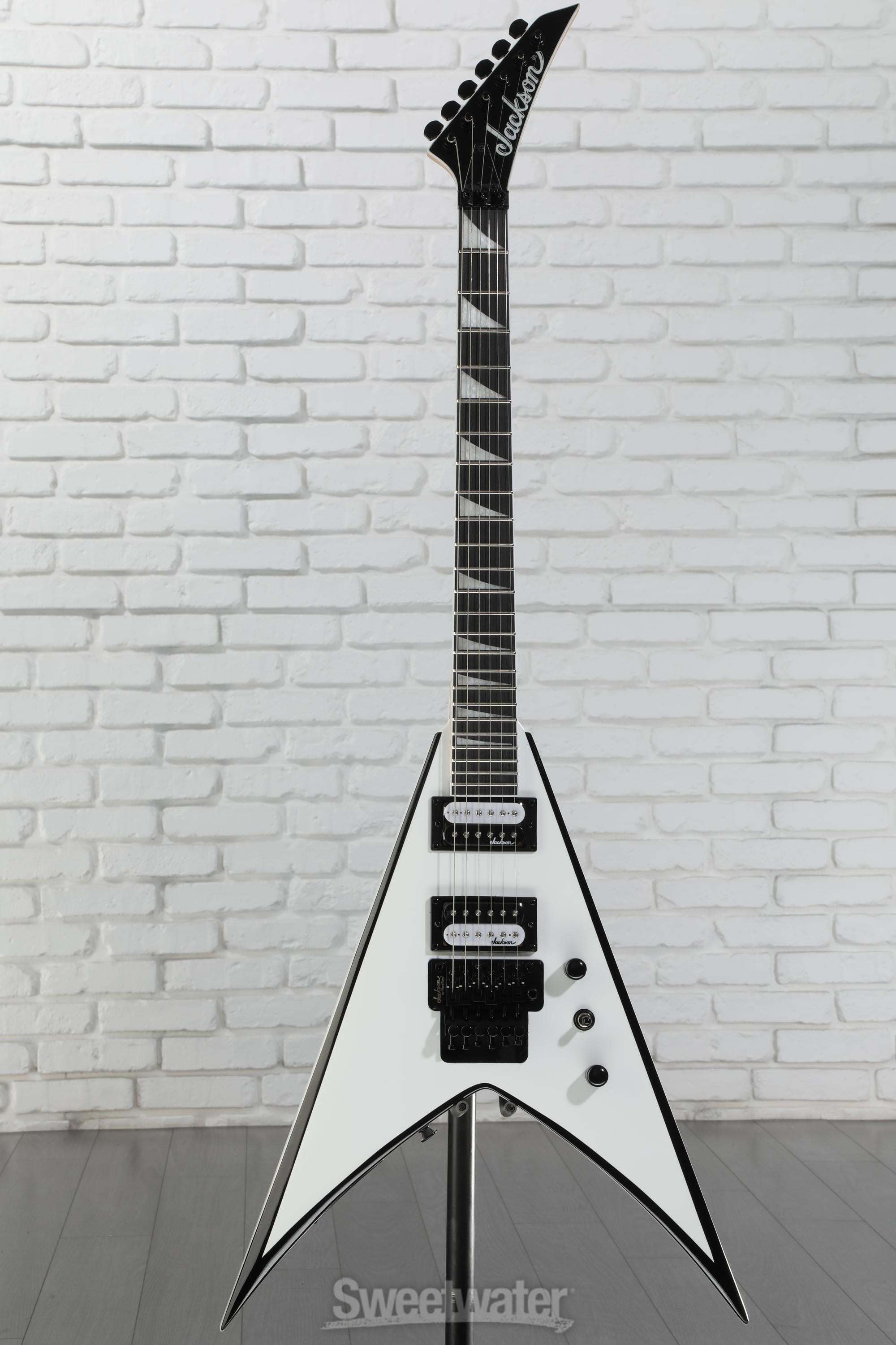 Jackson JS Series King V JS32 - White with Black Bevels