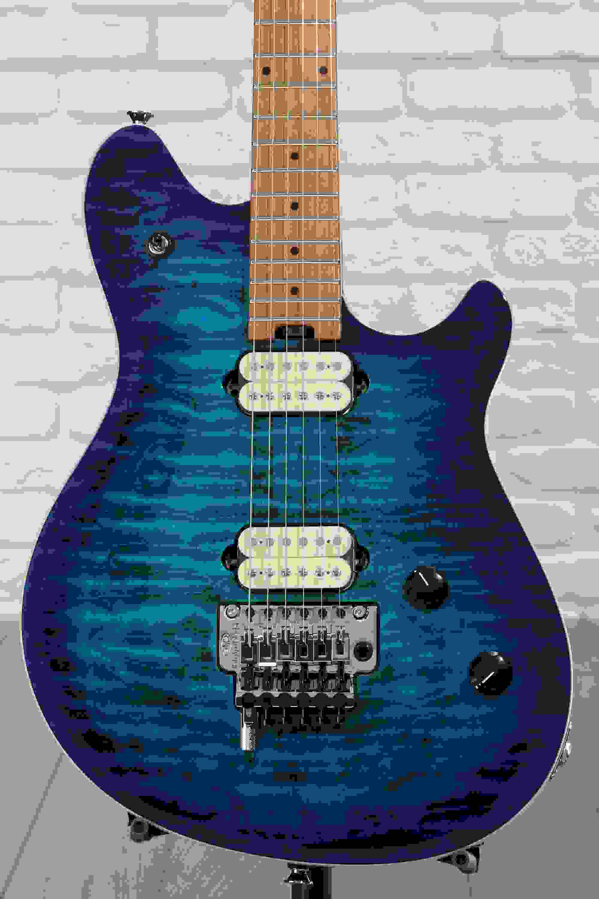 EVH Wolfgang Special QM Electric Guitar - Chlorine Burst with Baked Maple Fingerboard