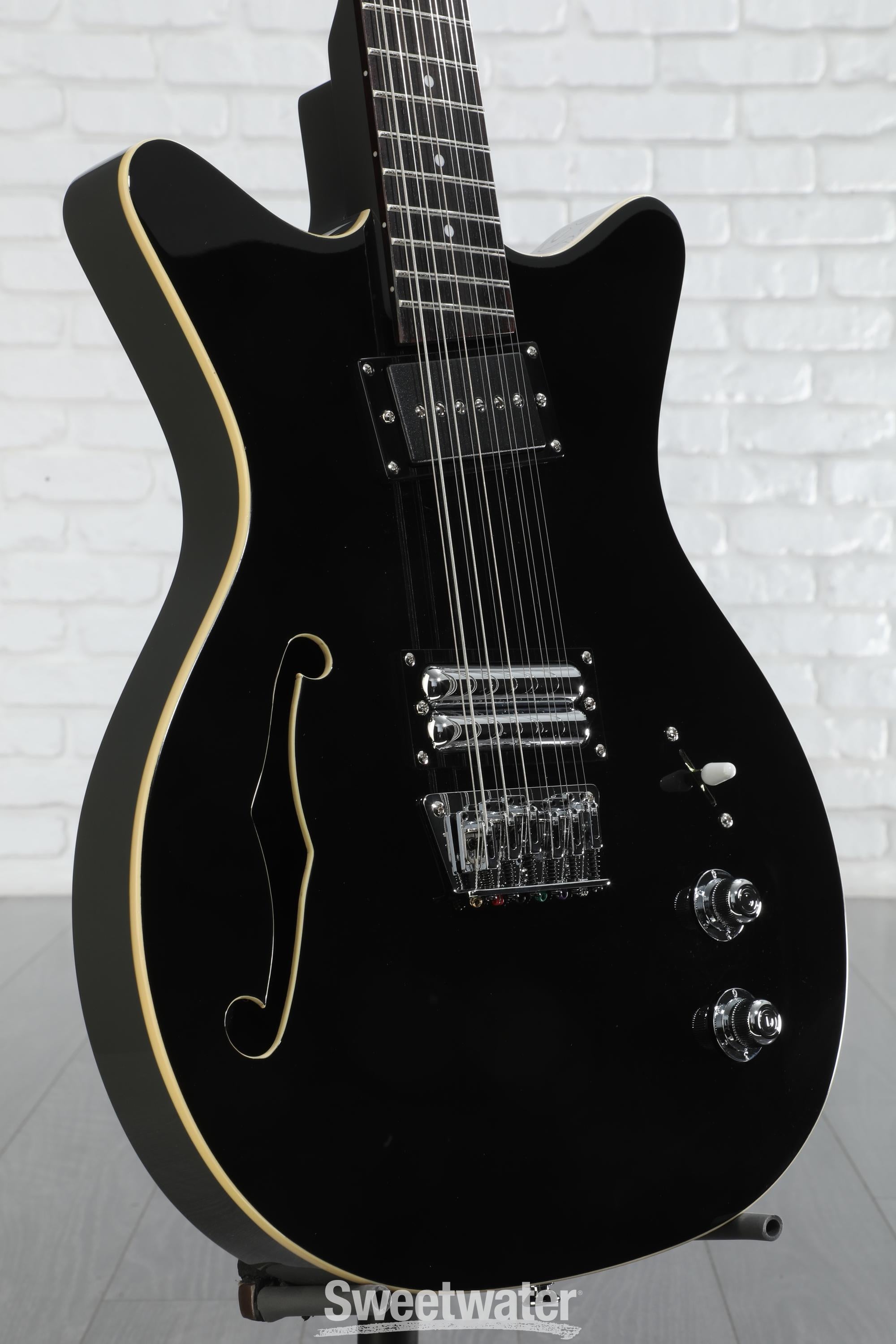Dan Electro 12弦guitar　Black Amazon.com: Danelectro Vintage 12 String Electric Guitar