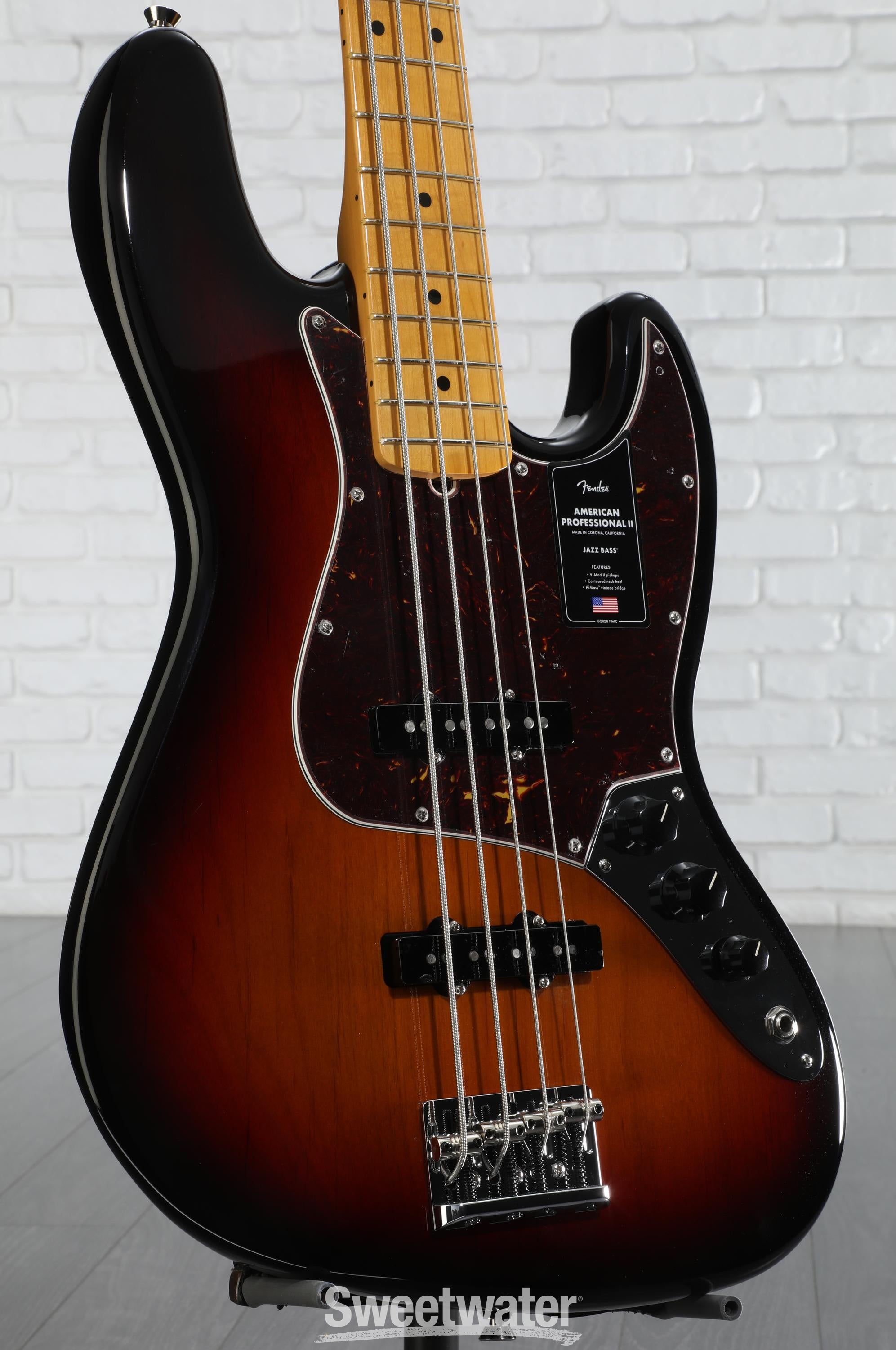 Fender American Professional II Jazz Bass - 3 Color Sunburst with