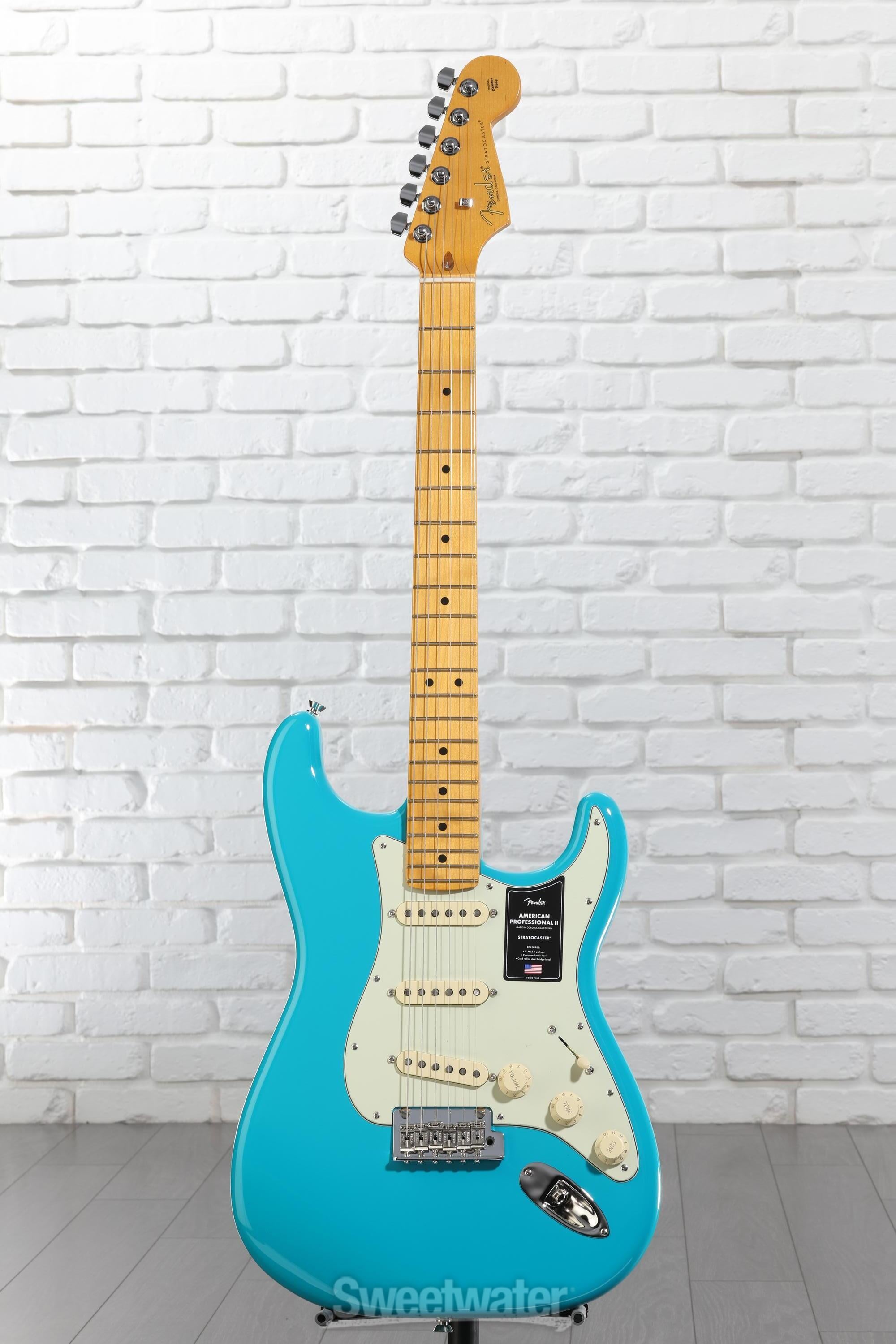 Fender American Professional II Stratocaster - Miami Blue with