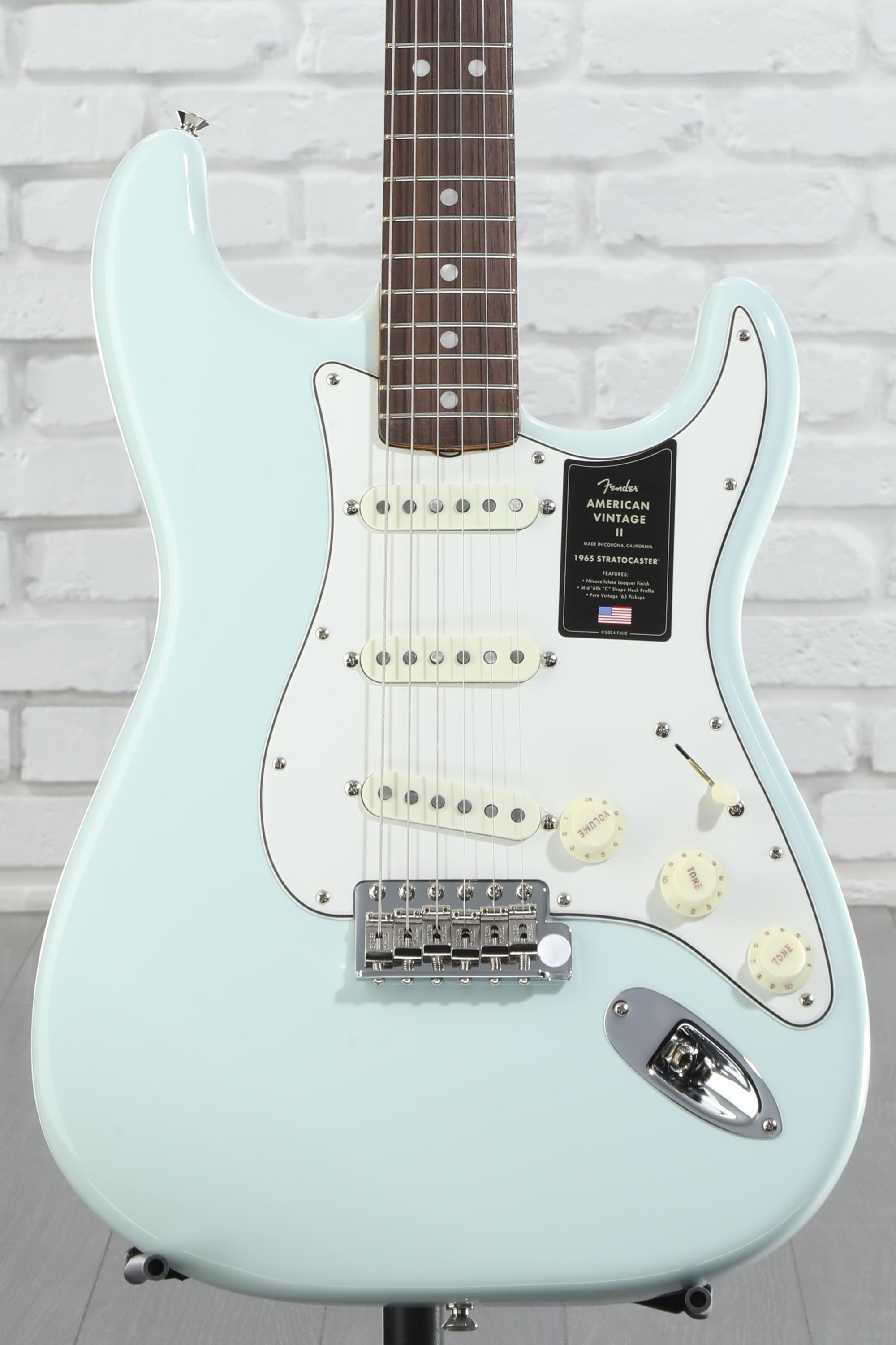 Fender New American Vintage 1965ストラト Fender American Vintage II 1965 Stratocaster Electric Guitar