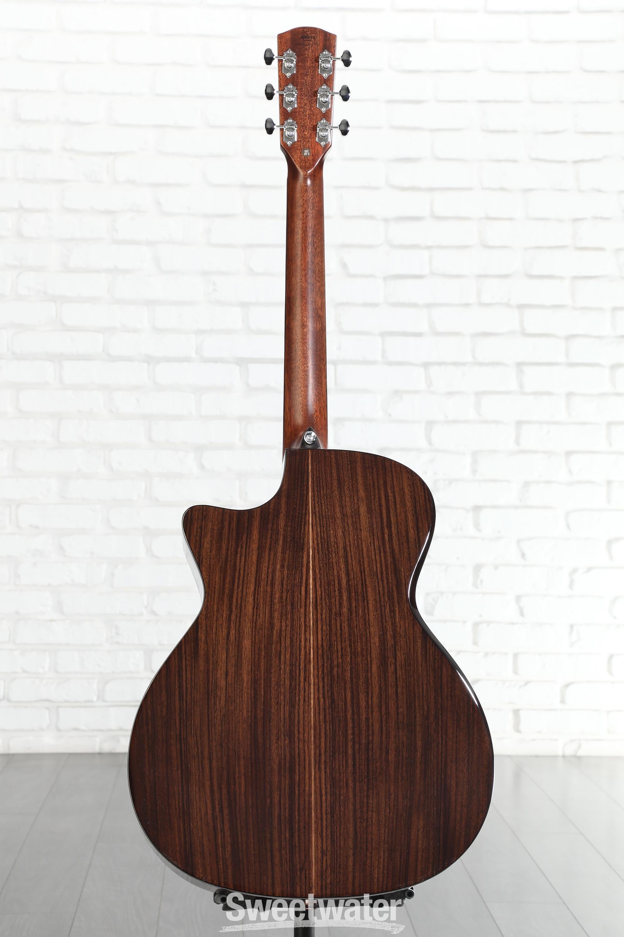 Alvarez MG70ce Custom Masterworks Series Acoustic-electric Guitar