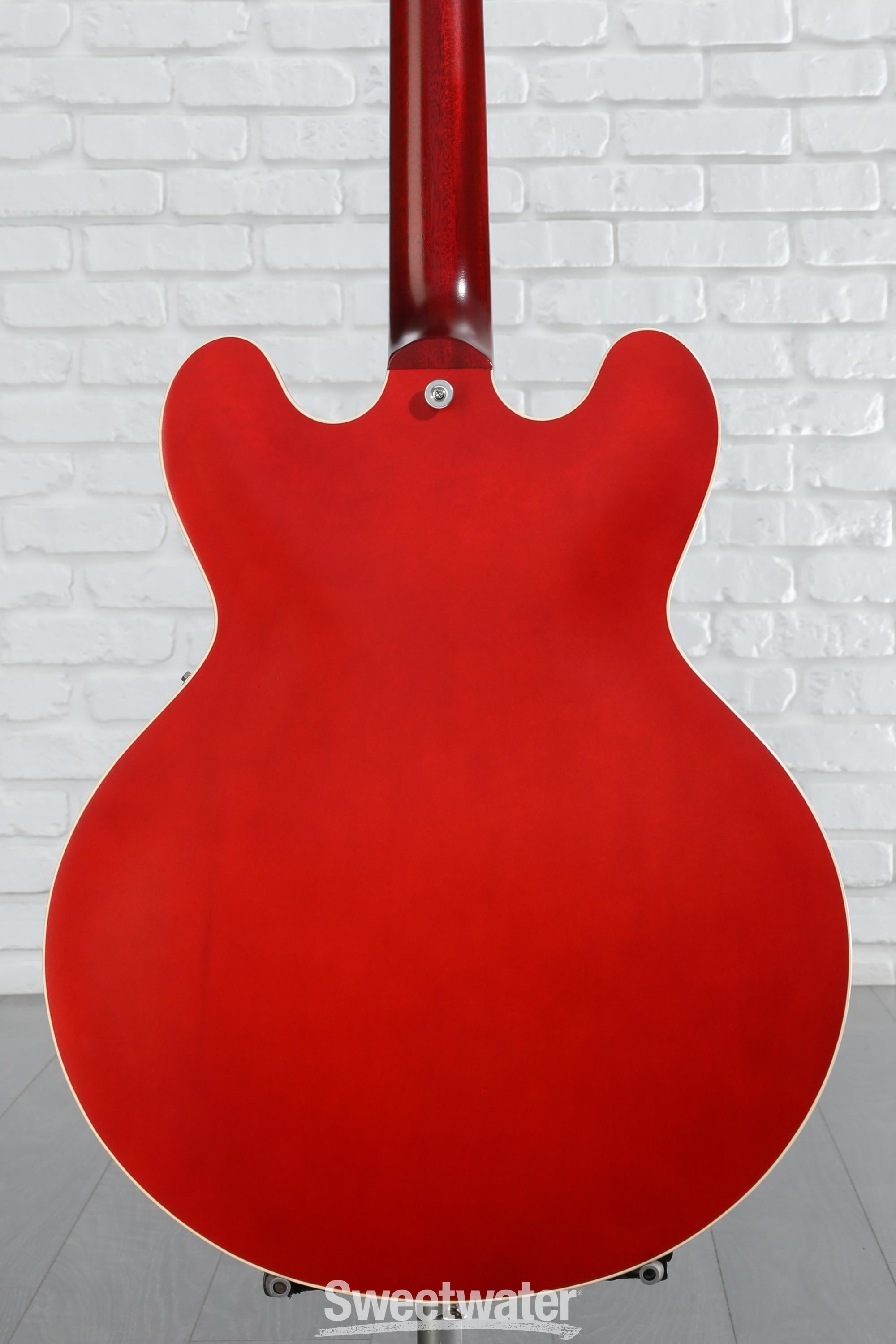 Gibson ES-335 Satin - Satin Cherry | Sweetwater