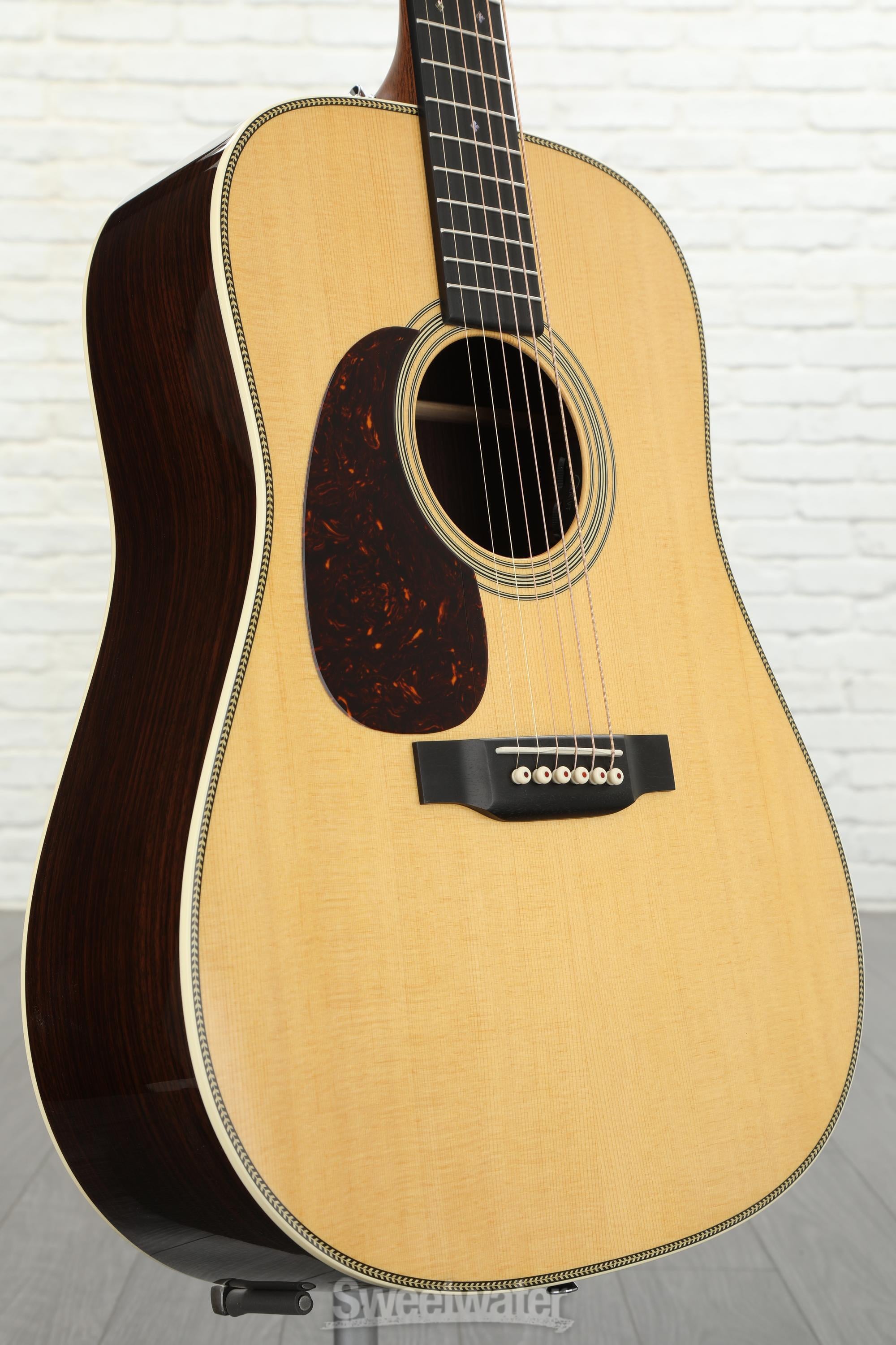 Martin hd 28 left outlet handed