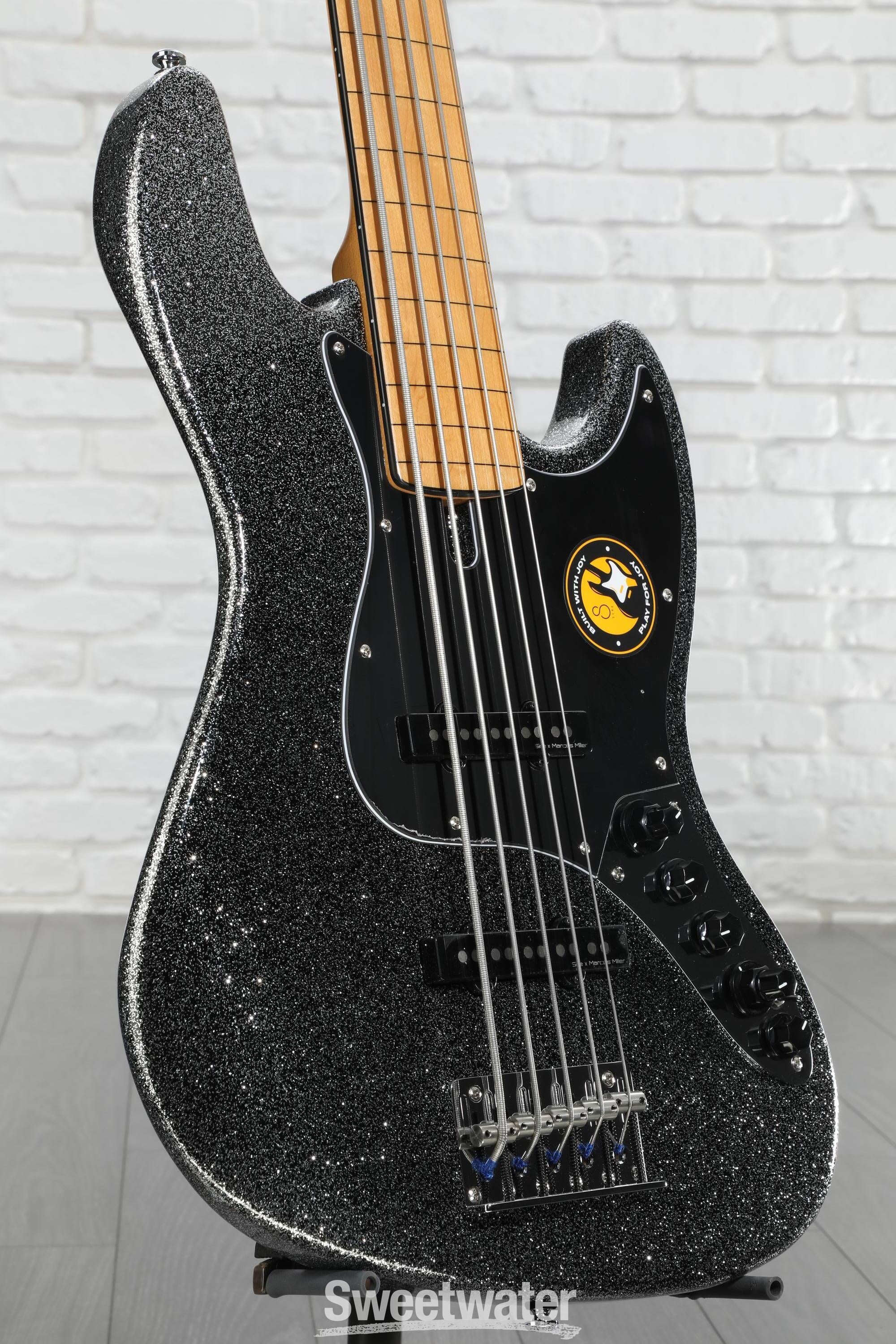 Sire Marcus Miller V7 2nd Generation Alder 5-string Fretless