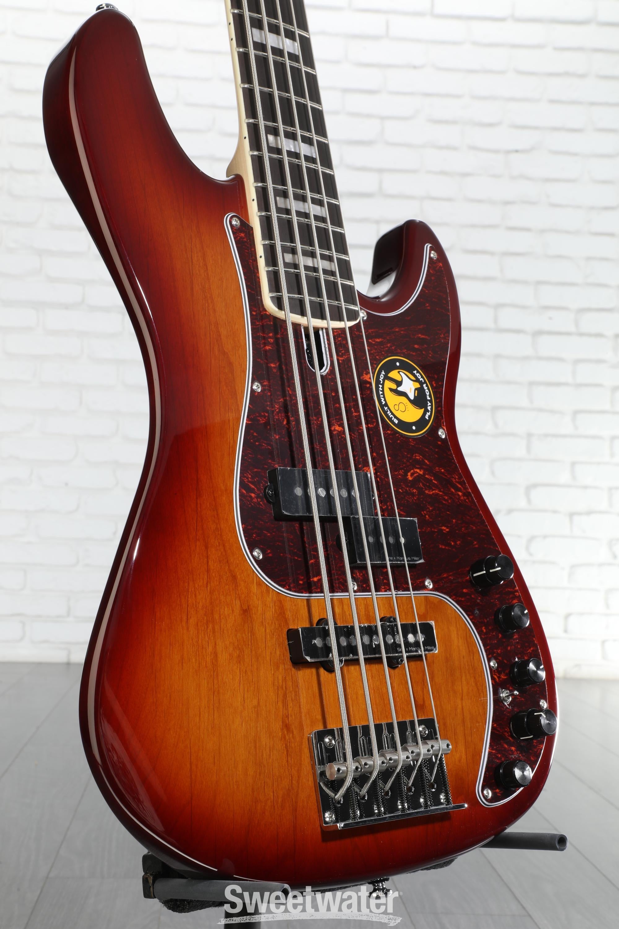 Sire Marcus Miller P7 Alder 5-string Bass Guitar - Tobacco