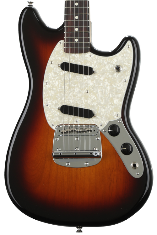 Amazon.com: Fender American Performer Mustang - Satin Sonic