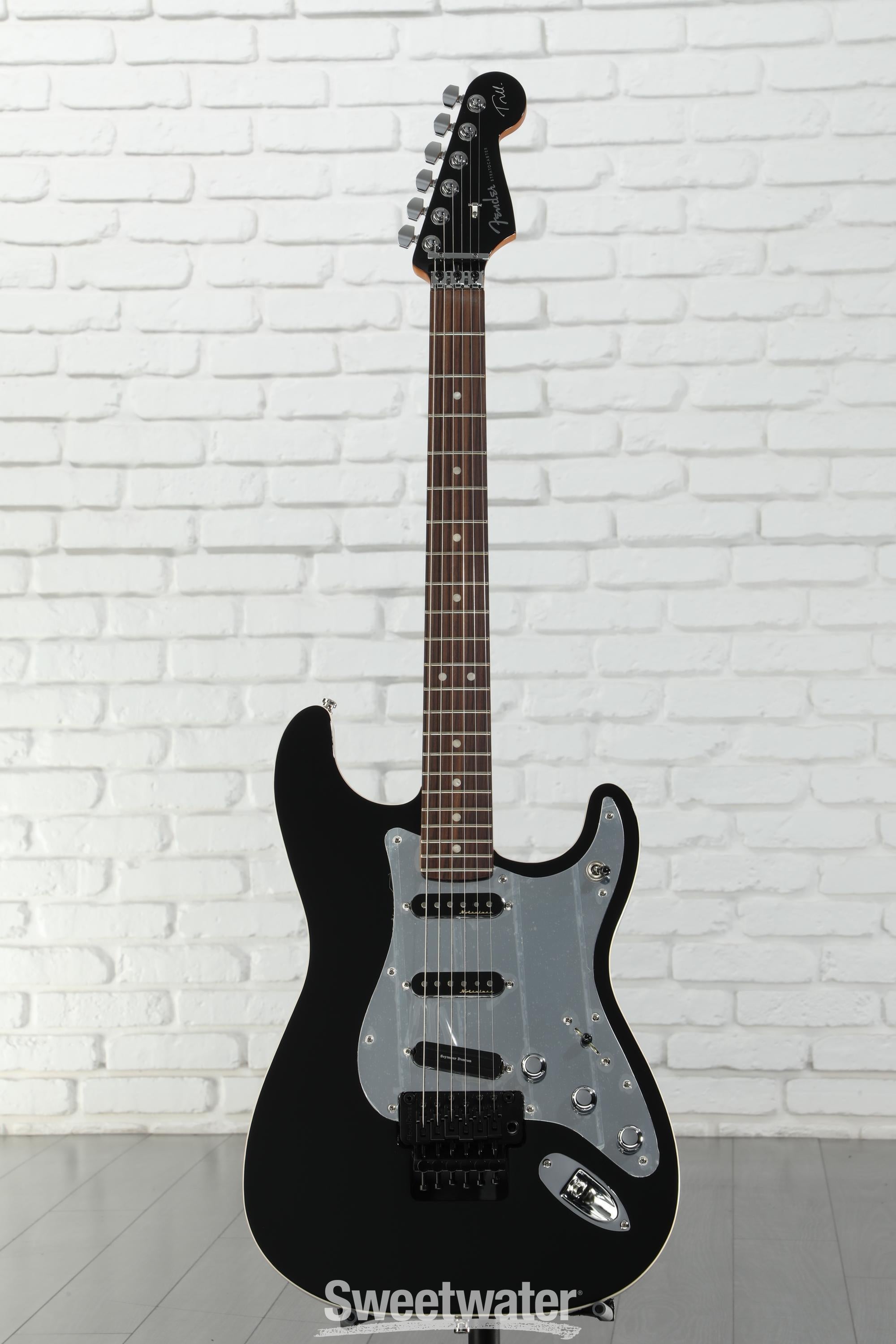 ゆ*ち様 Fender Tom Morello stratocaster cus Fender Tom Morello Stratocaster with Case | American Musical