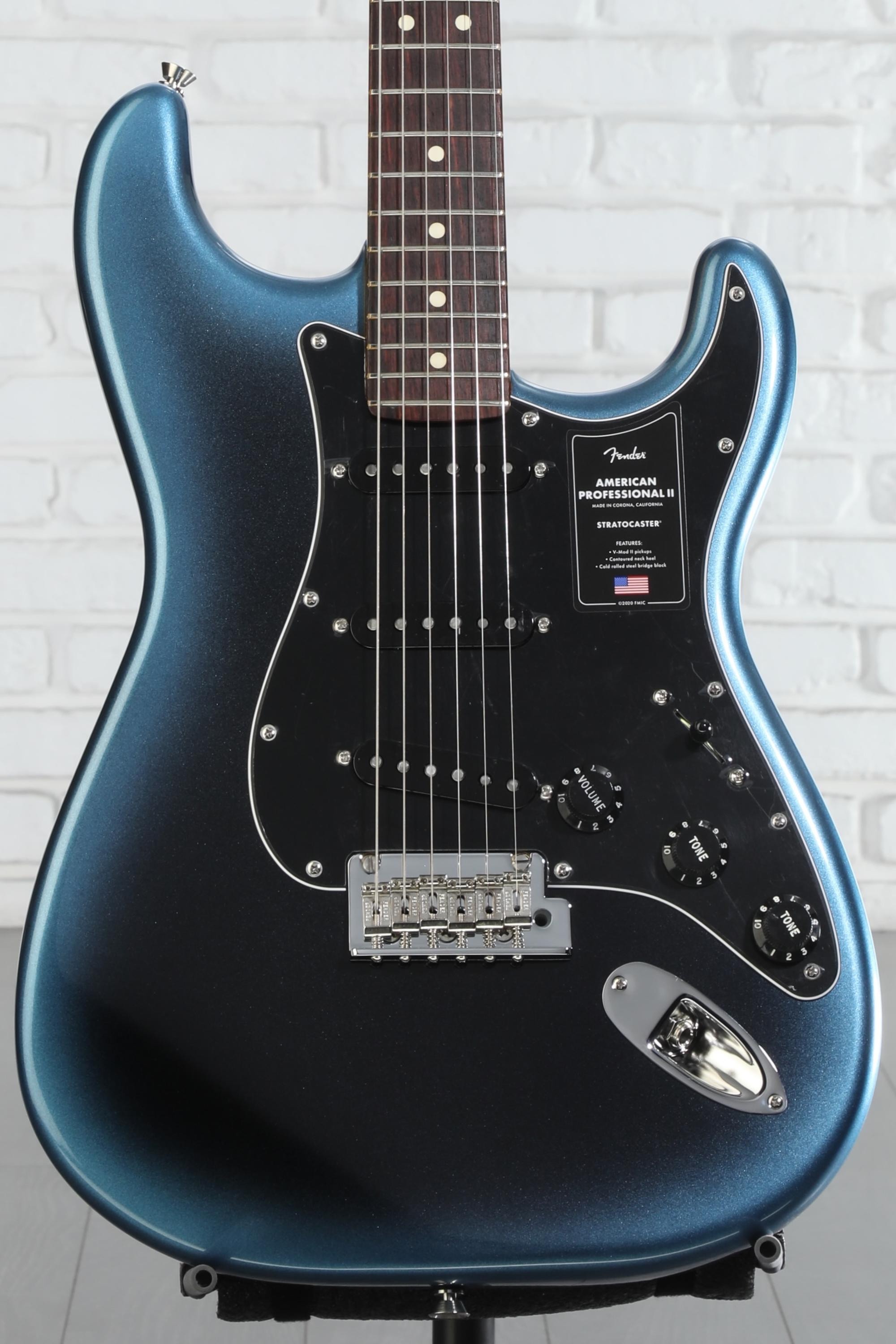 ギター Fender American Professional II Strat Fender American Professional II Stratocaster - Dark Night with