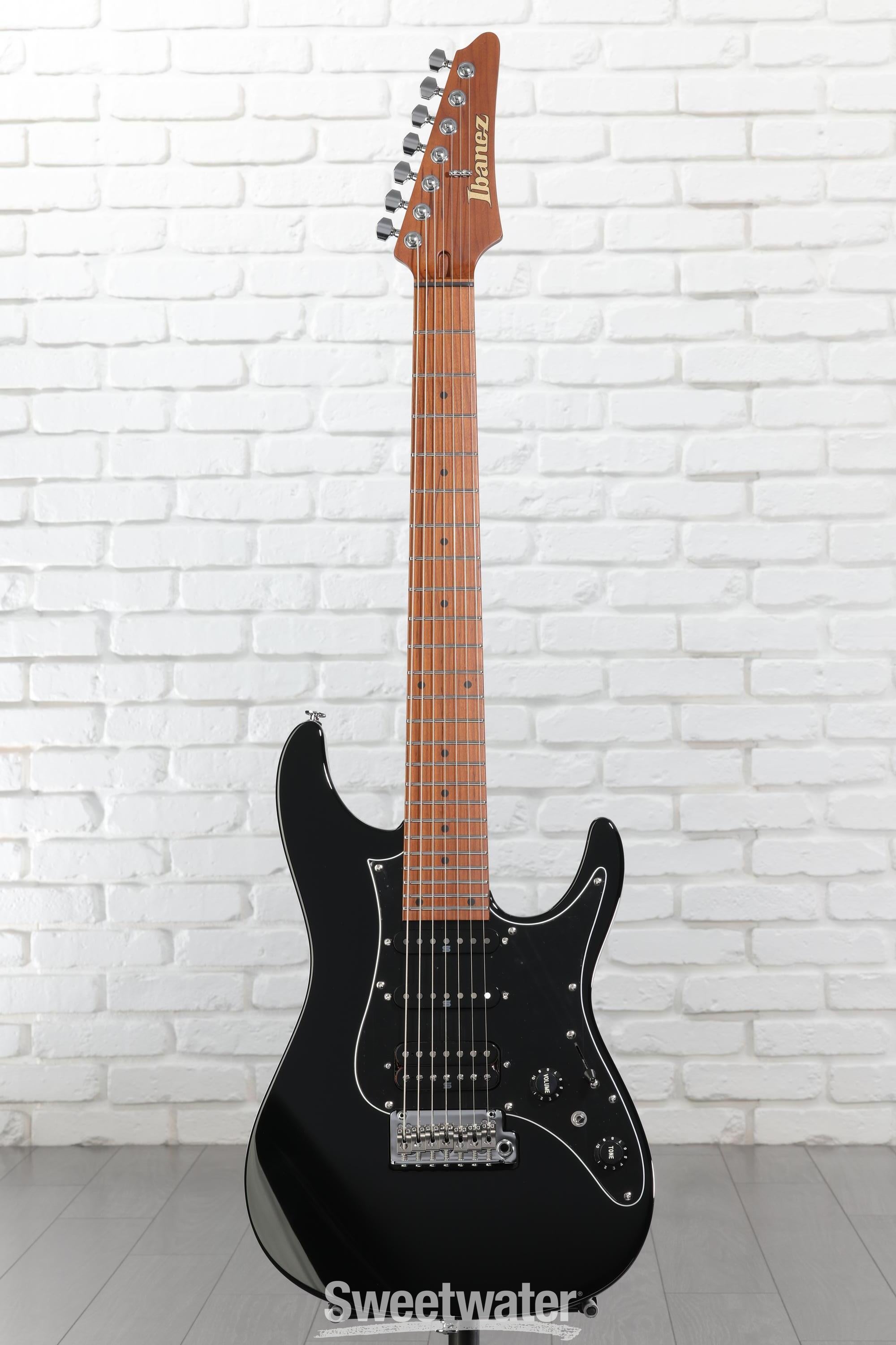 Ibanez エレキギター 黒　ブラック Ibanez Prestige AZ24047 Electric Guitar - Black | Sweetwater