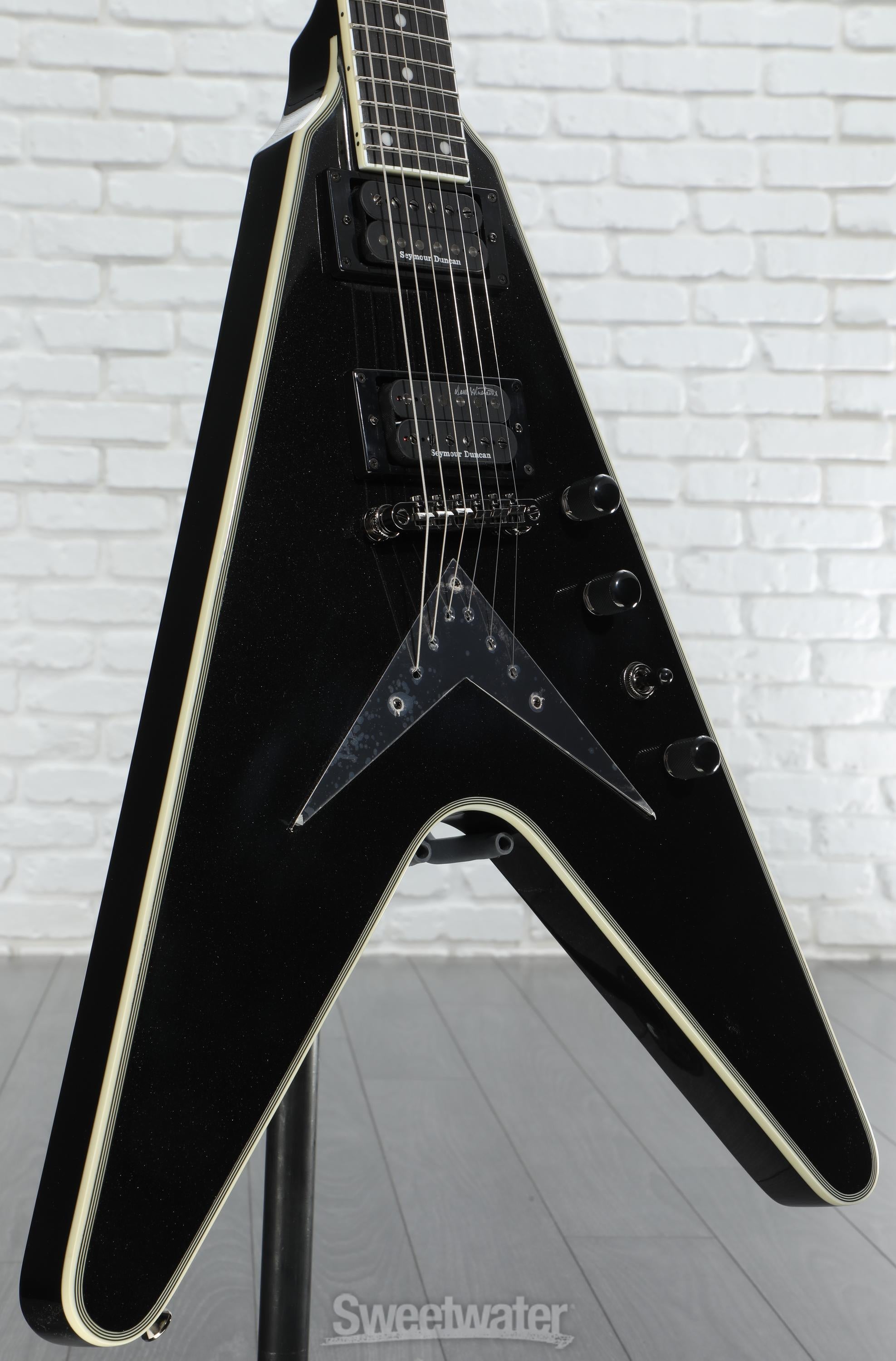 Epiphone V型 エレキギター ブラック Dave Mustaine Flying V Custom, Black Metallic | Epiphone