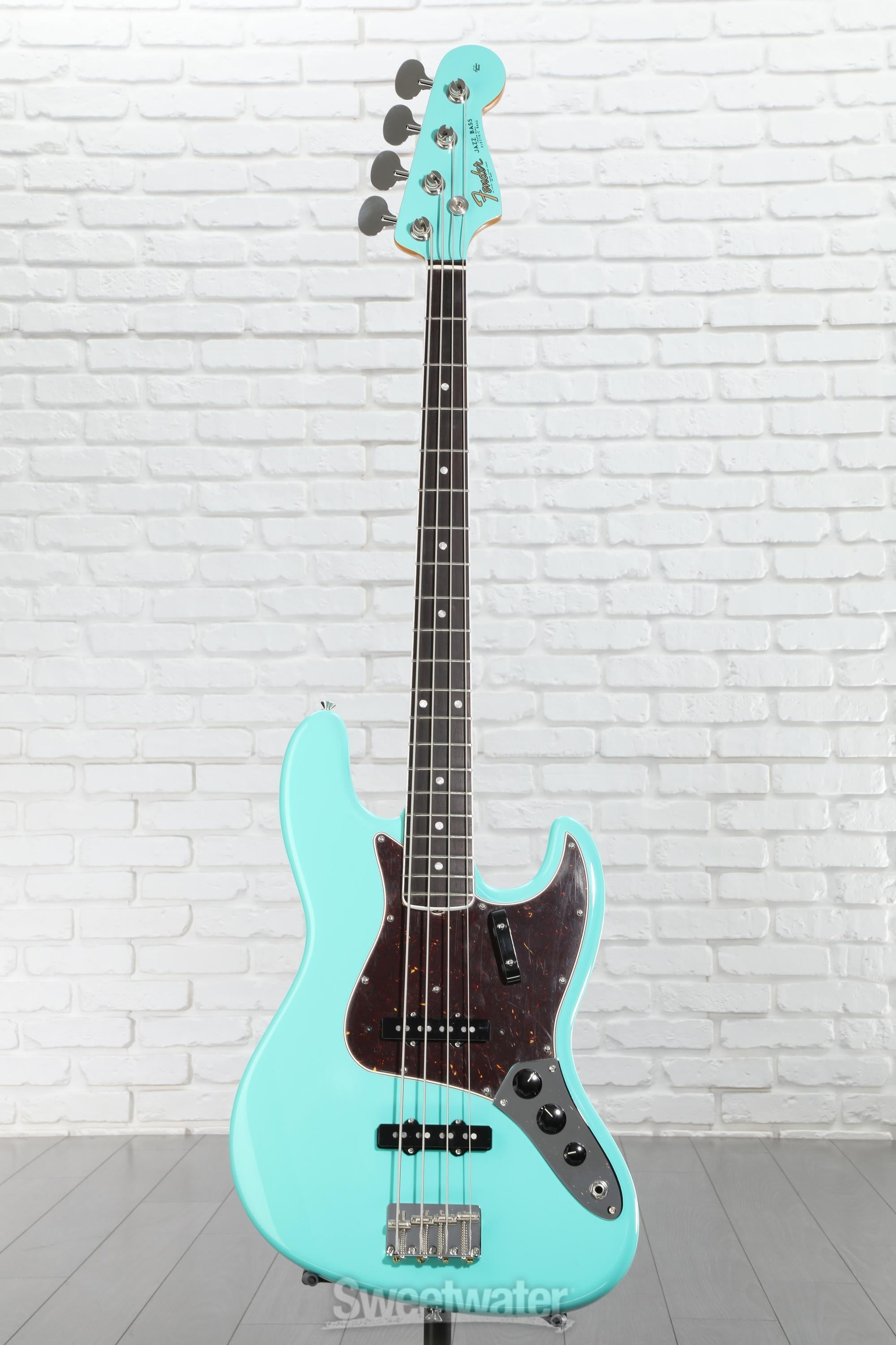 Fender American Vintage II 1966 Jazz Bass - Seafoam Green Fender American Vintage II 1966 Jazz Bass - Seafoam Green