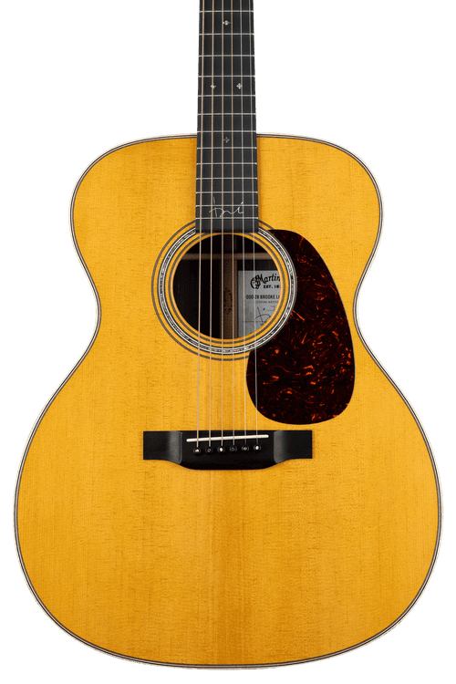 Martin 000-28 Brooke Ligertwood Signature Acoustic Guitar