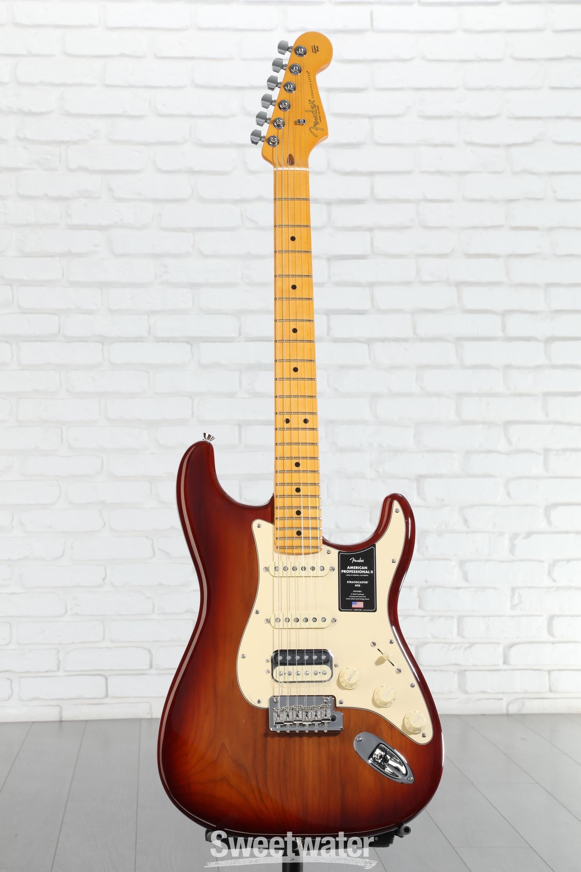 フェンダー ストラトキャスター　アメプロⅡ　HSS シエナサンバースト FENDER ( フェンダー ) American Professional II Stratocaster Maple
