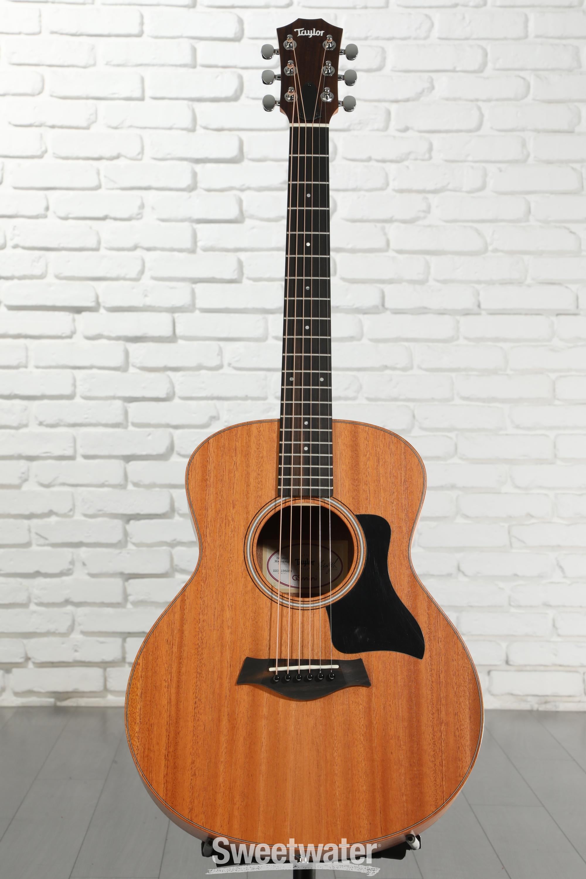 Taylor GS Mini Mahogany Acoustic Guitar - Natural | Sweetwater