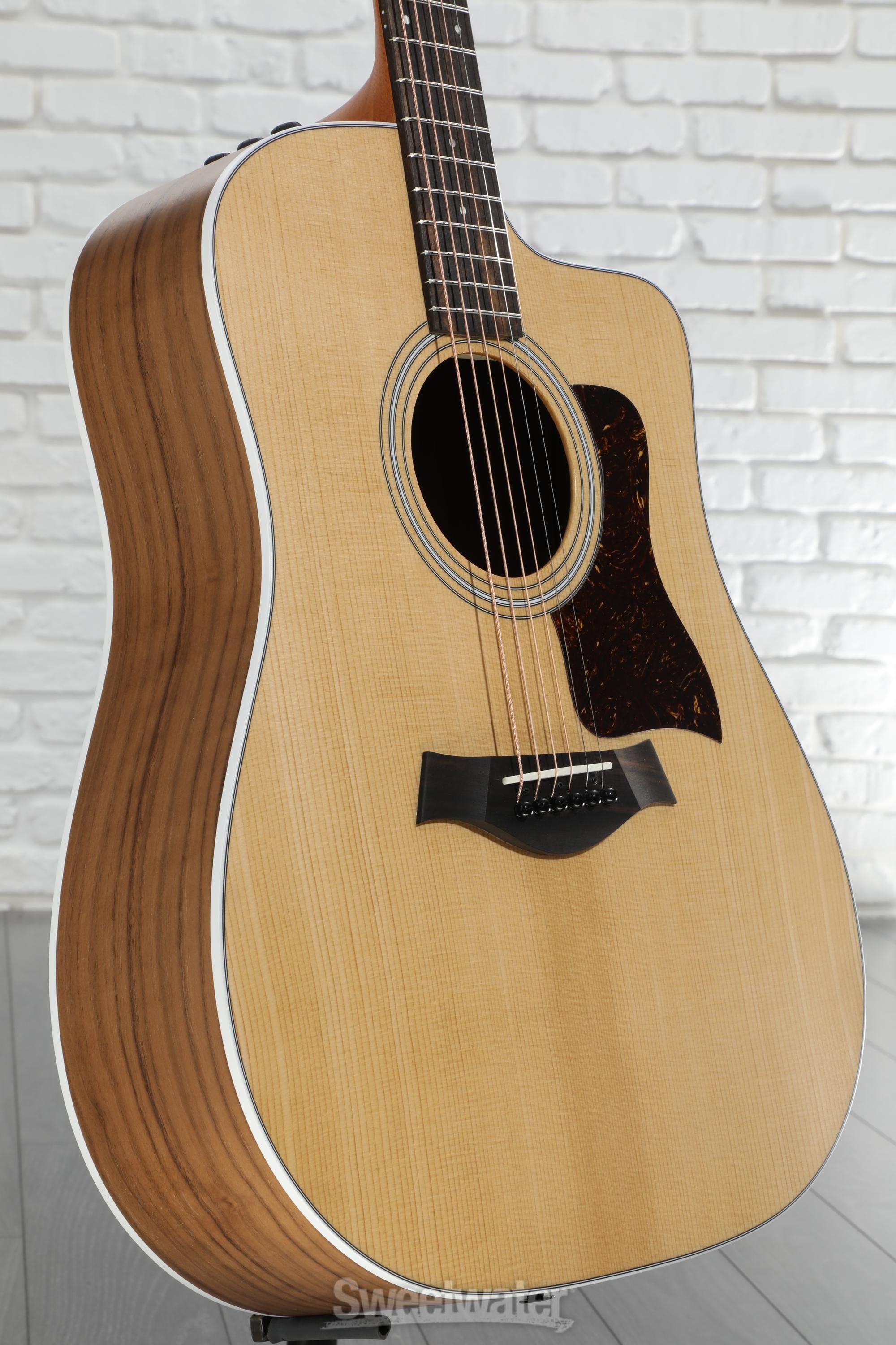 Taylor 210ce Dreadnought Acoustic-electric Guitar - Natural