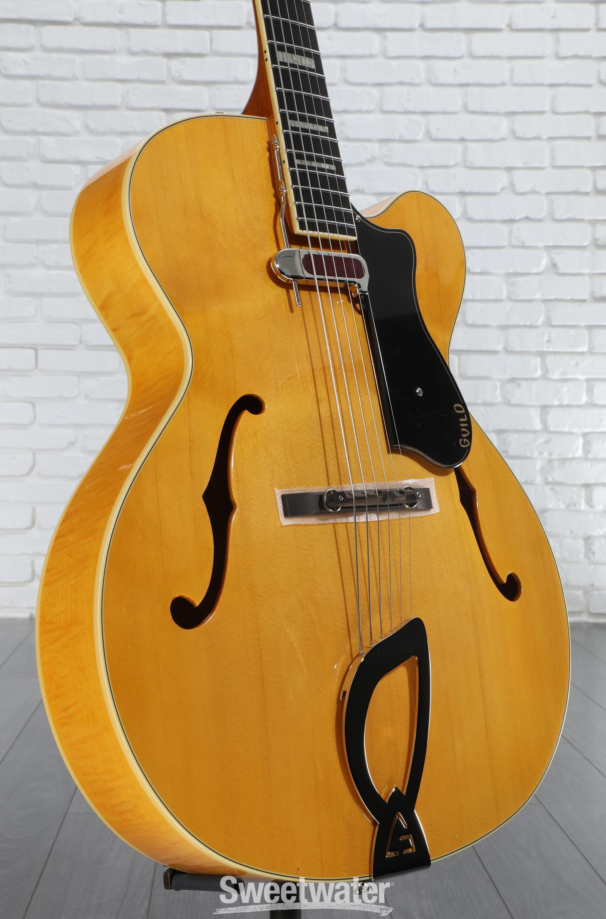 Guild Newark Street, A-150 Savoy Hollowbody Electric Guitar