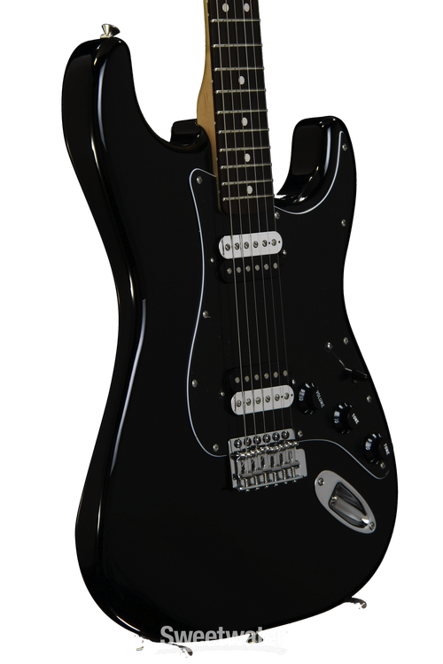 Fender Standard Stratocaster HH - Black with Rosewood Fingerboard
