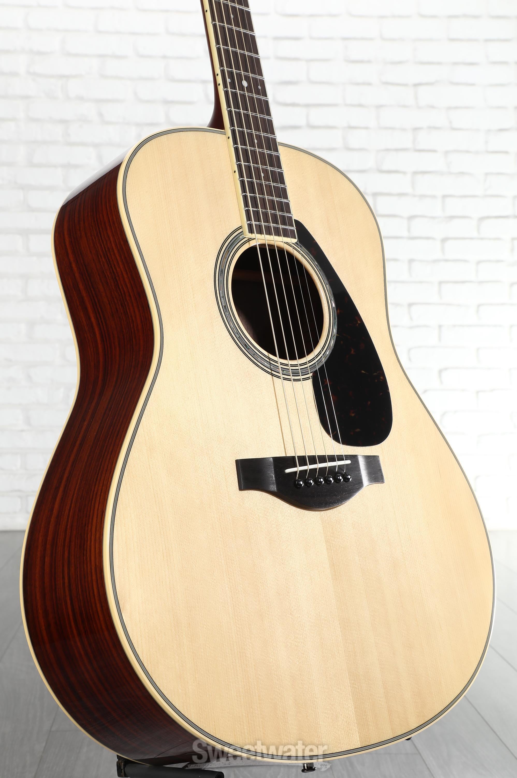 Yamaha LL6 ARE Original Jumbo Acoustic Guitar - Natural | Sweetwater