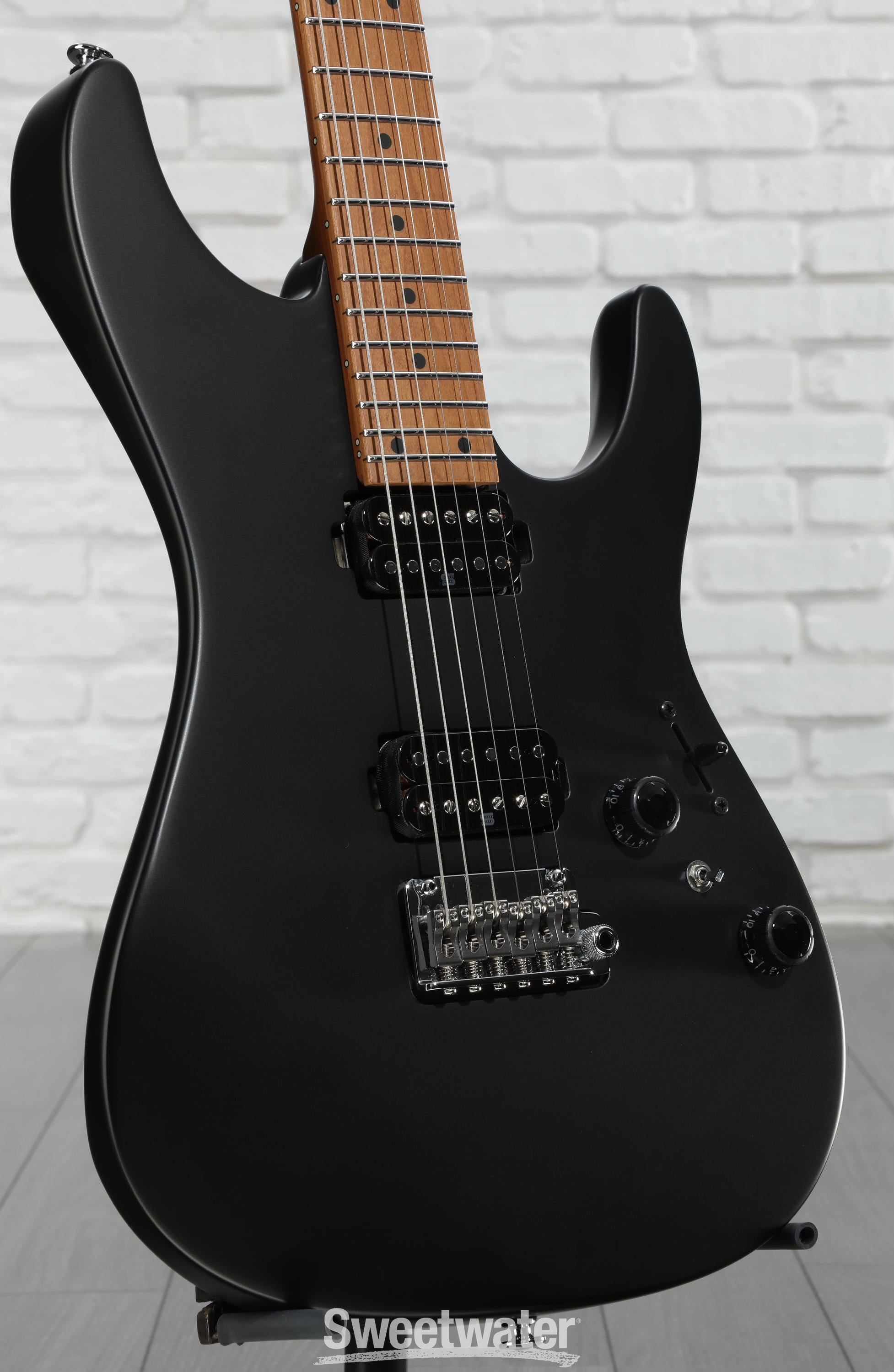 ギター Ibanez Prestige AZ2402 PWF Ibanez Prestige AZ2402 Electric Guitar - Black Flat | Sweetwater