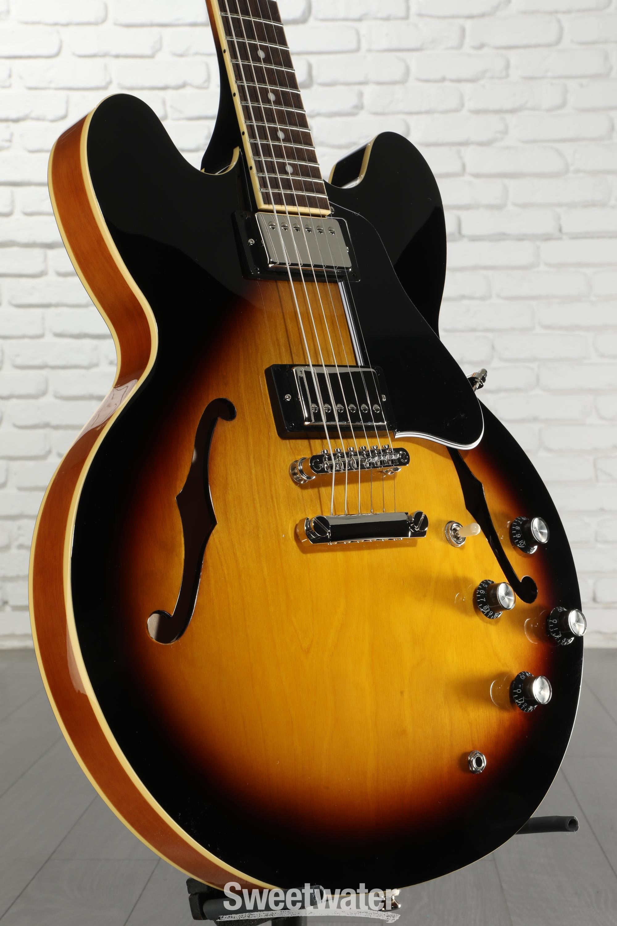 Epiphone ES-335 サンバースト Epiphone ES-335 Semi-hollowbody Electric Guitar - Vintage Sunburst