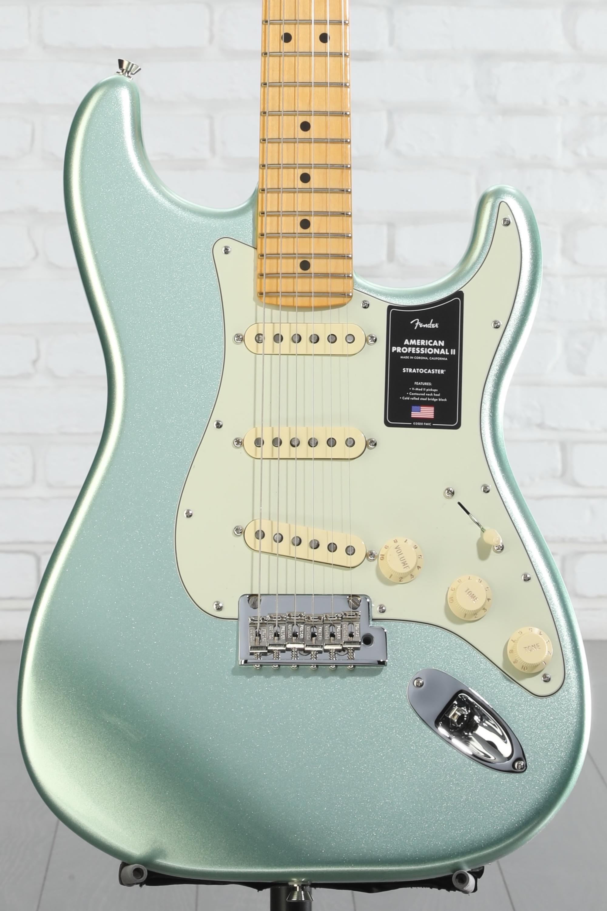 Fender American Professional II Stratocaster - Mystic Surf Green