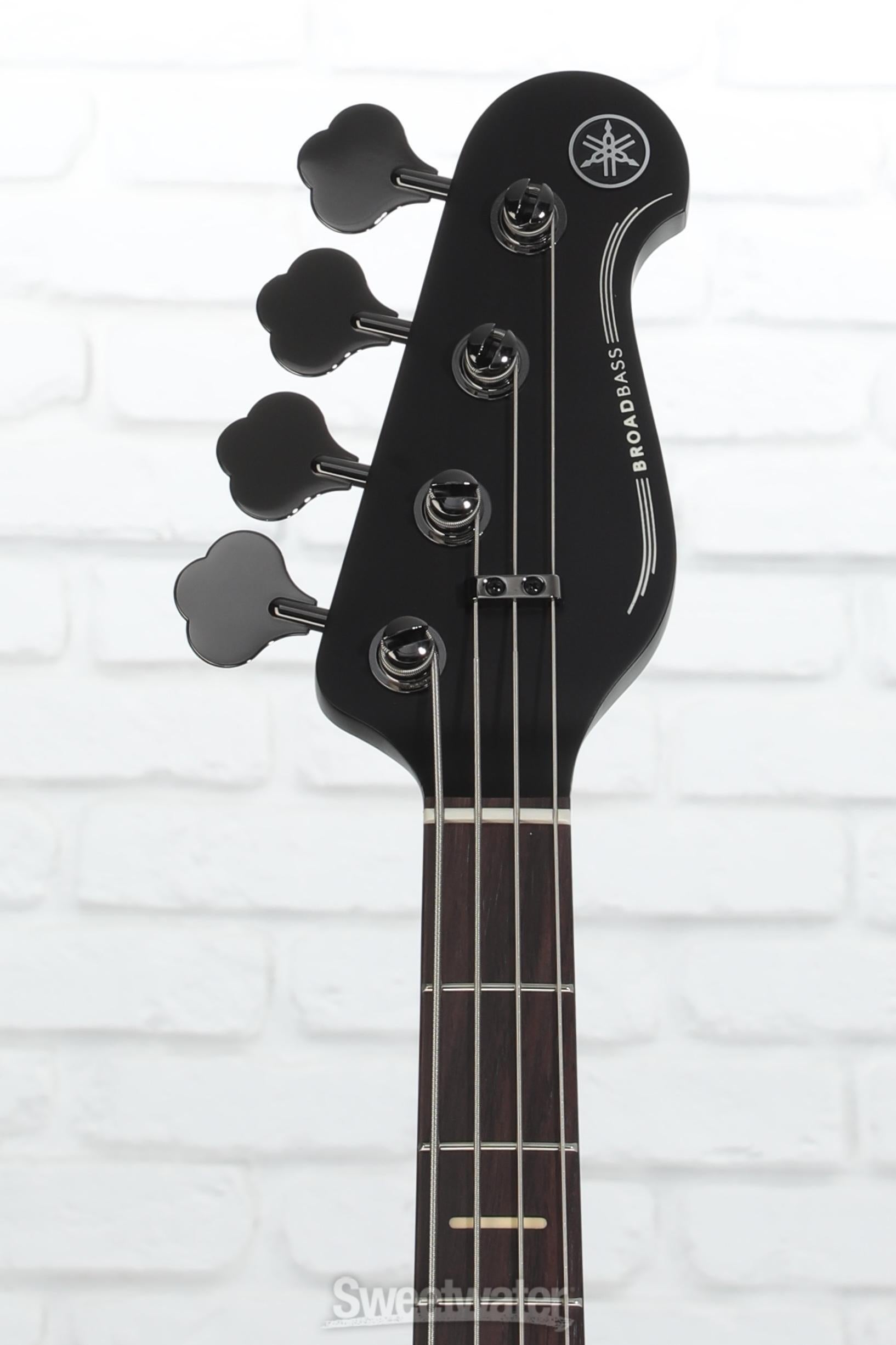 Yamaha BB734A 4-string Bass Guitar - Translucent Matte Black