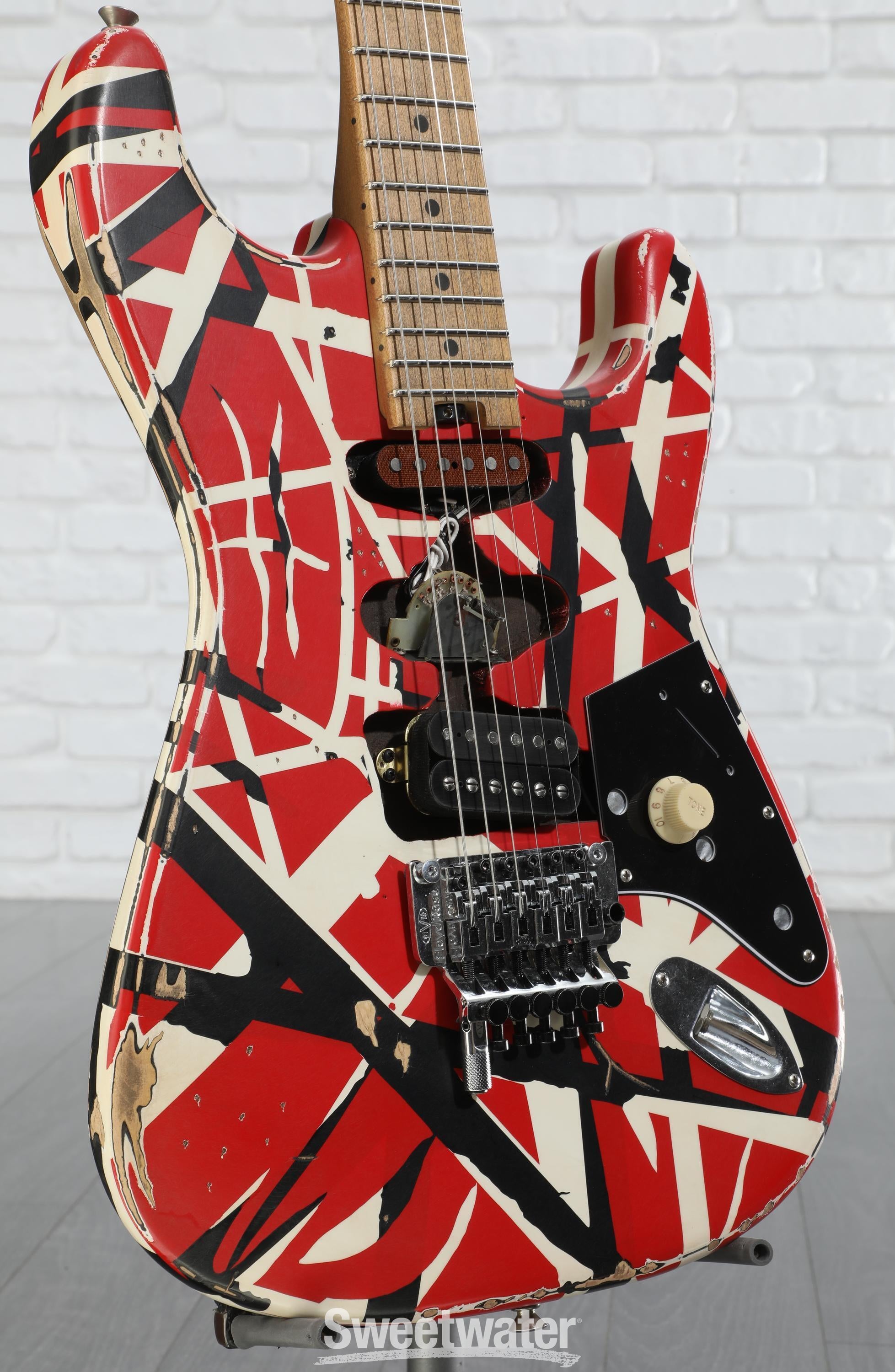 EVH Striped Series Frankenstein Relic - Red/Black/White